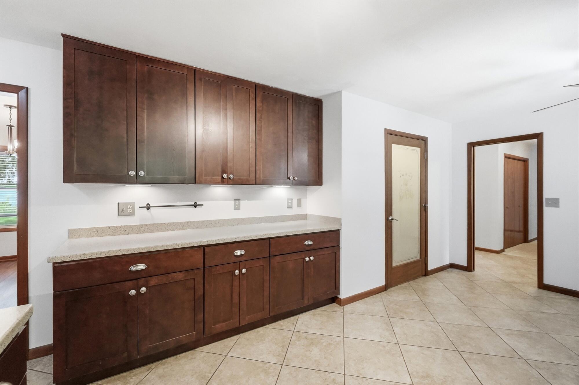 196 Cambria Drive Property Photo 15