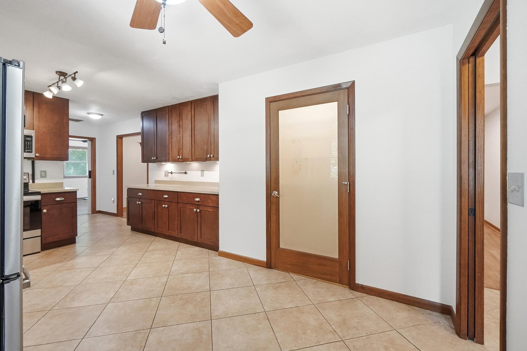 196 Cambria Drive Property Photo 17