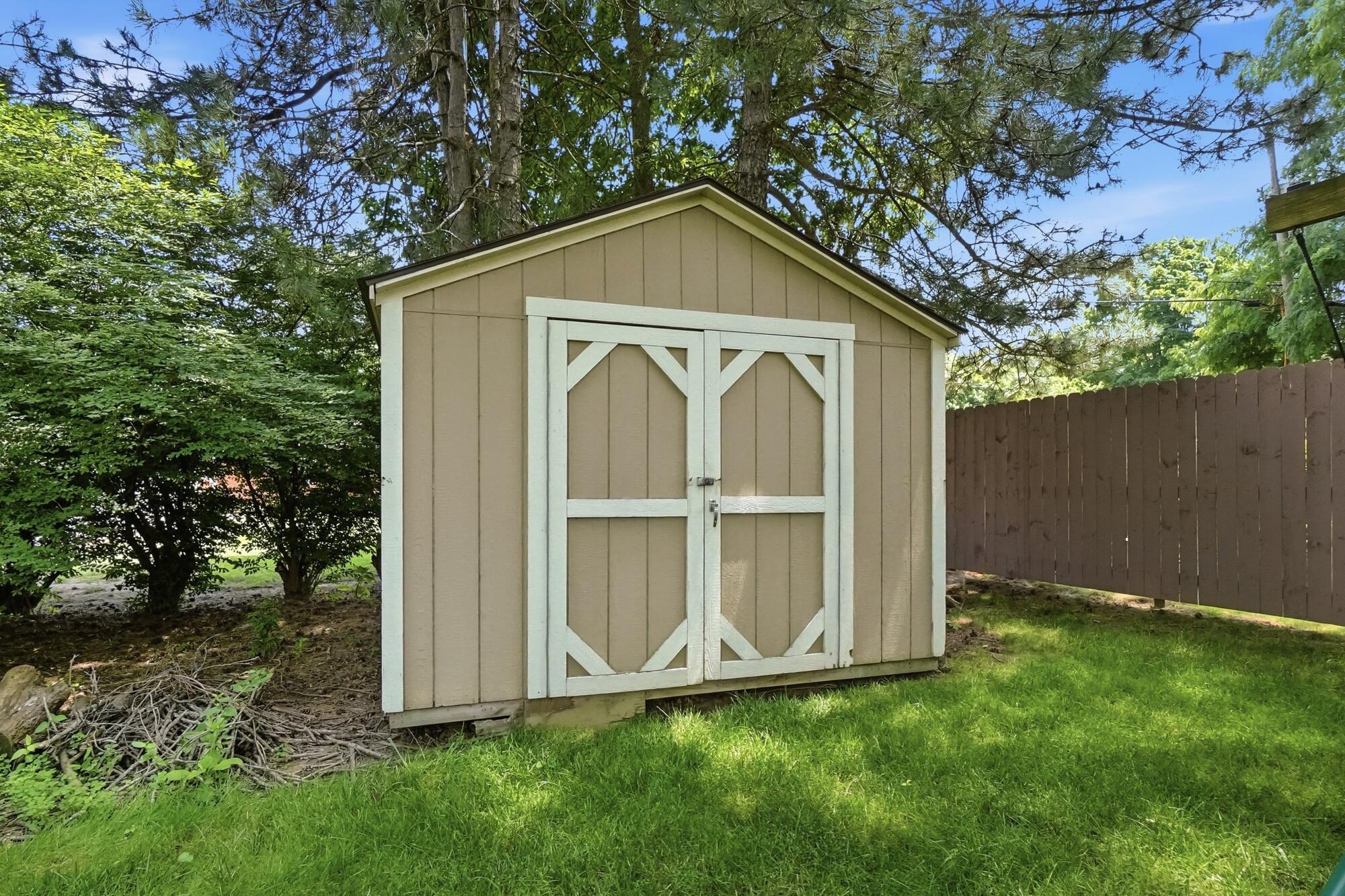 196 Cambria Drive Property Photo 44