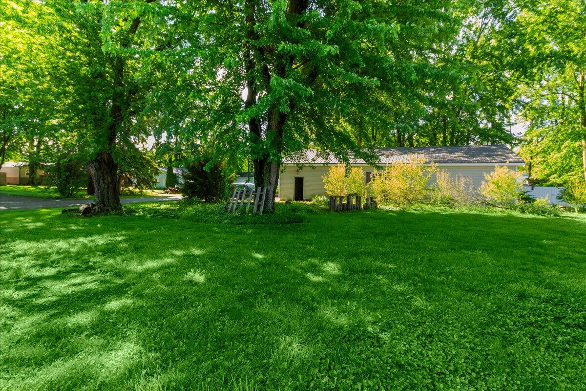 11209 Oneida Path Property Photo 4