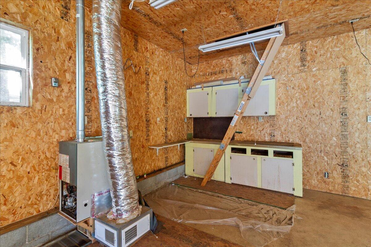 11209 Oneida Path Property Photo 9