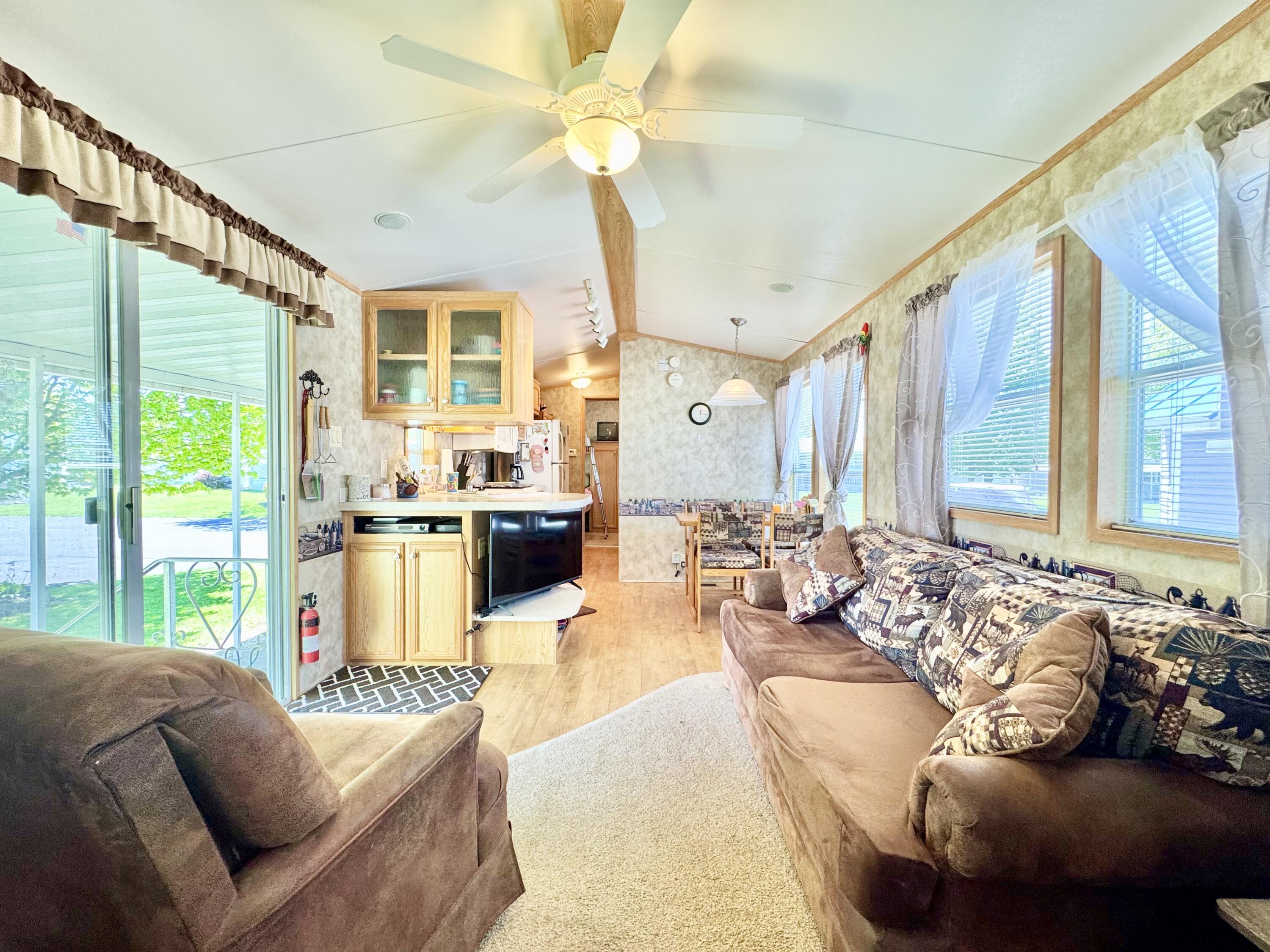 11377 Township Road 266 113 Property Photo 1