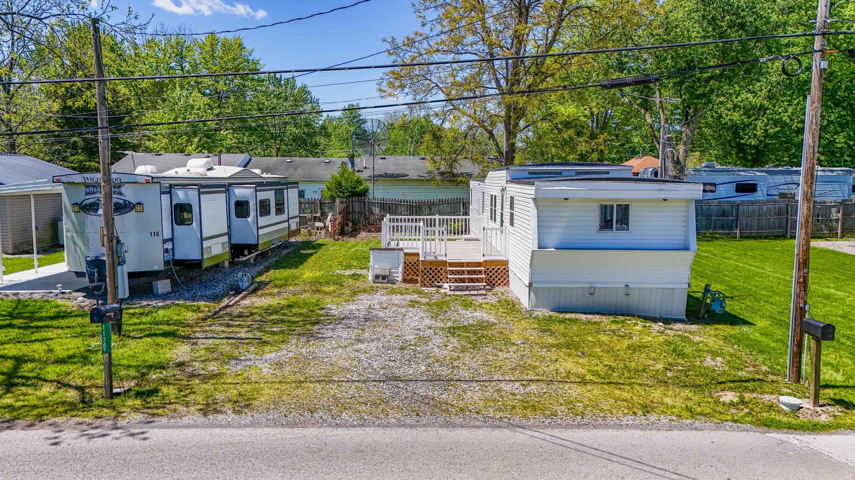 11393 Ash Avenue Property Photo 8