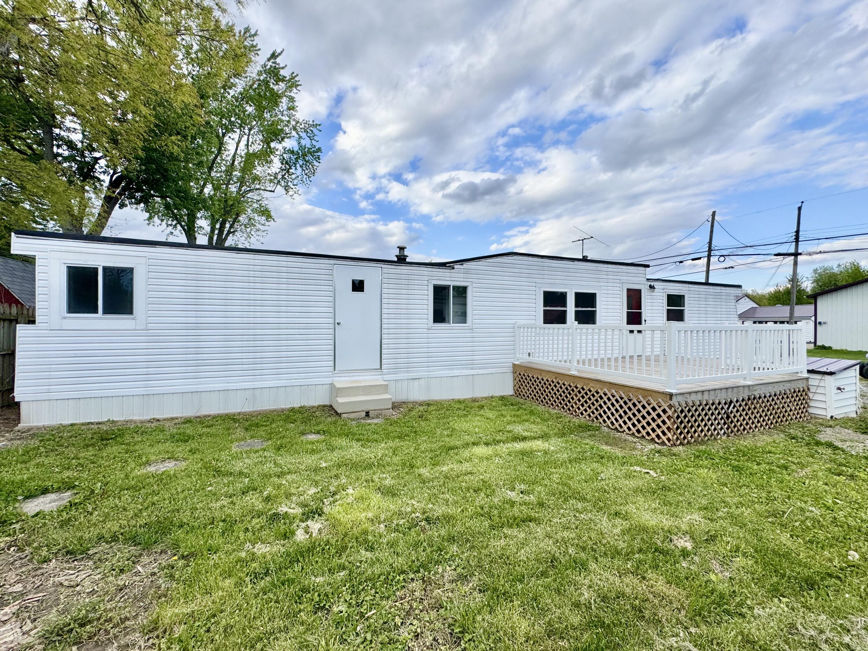 11393 Ash Avenue Property Photo 10
