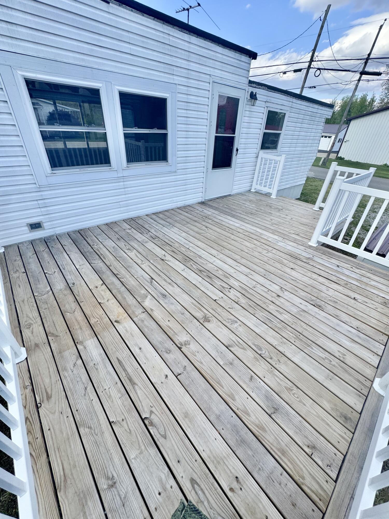 11393 Ash Avenue Property Photo 11