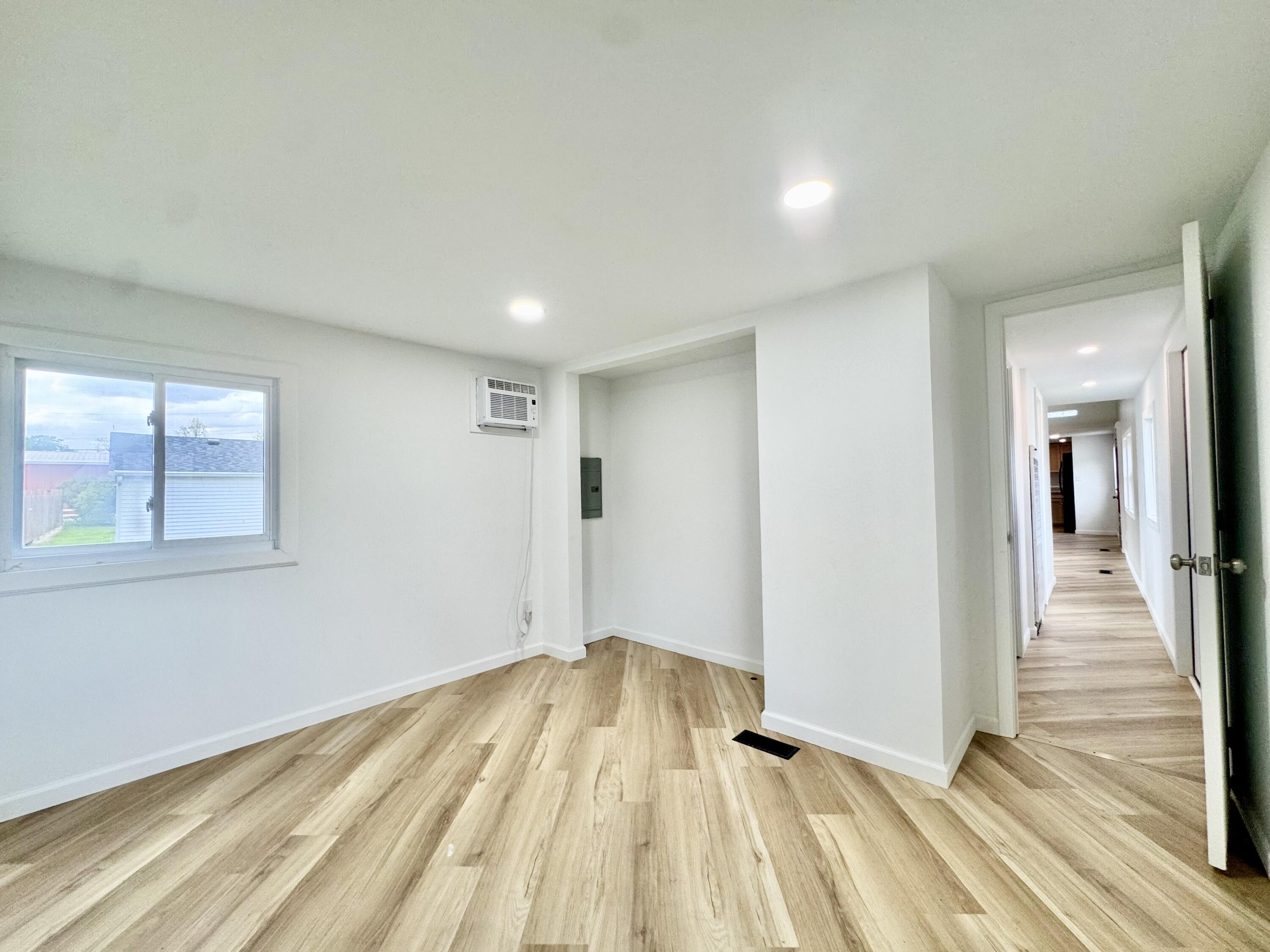 11393 Ash Avenue Property Photo 34