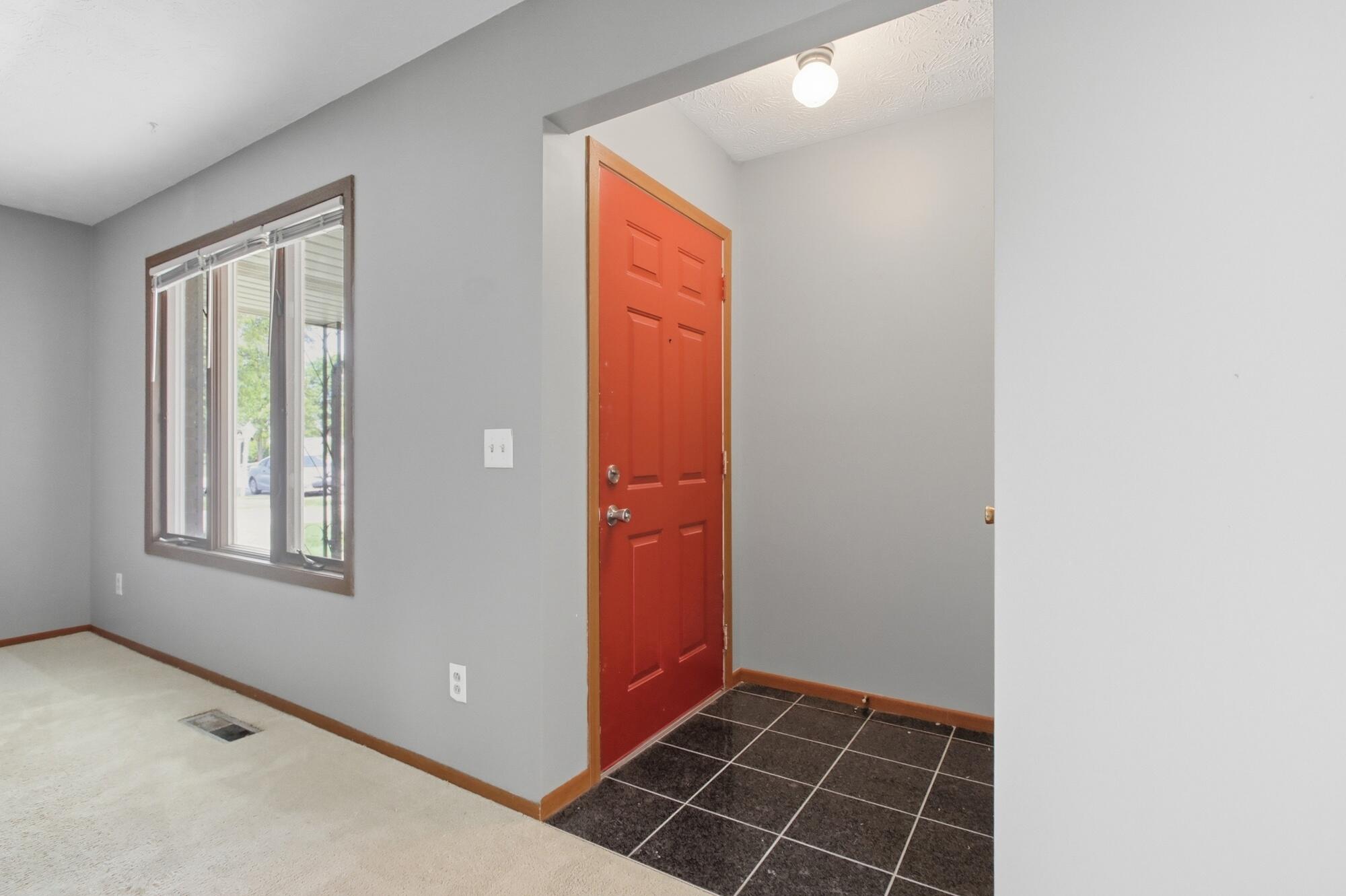 531 Argonne Avenue Property Photo 5