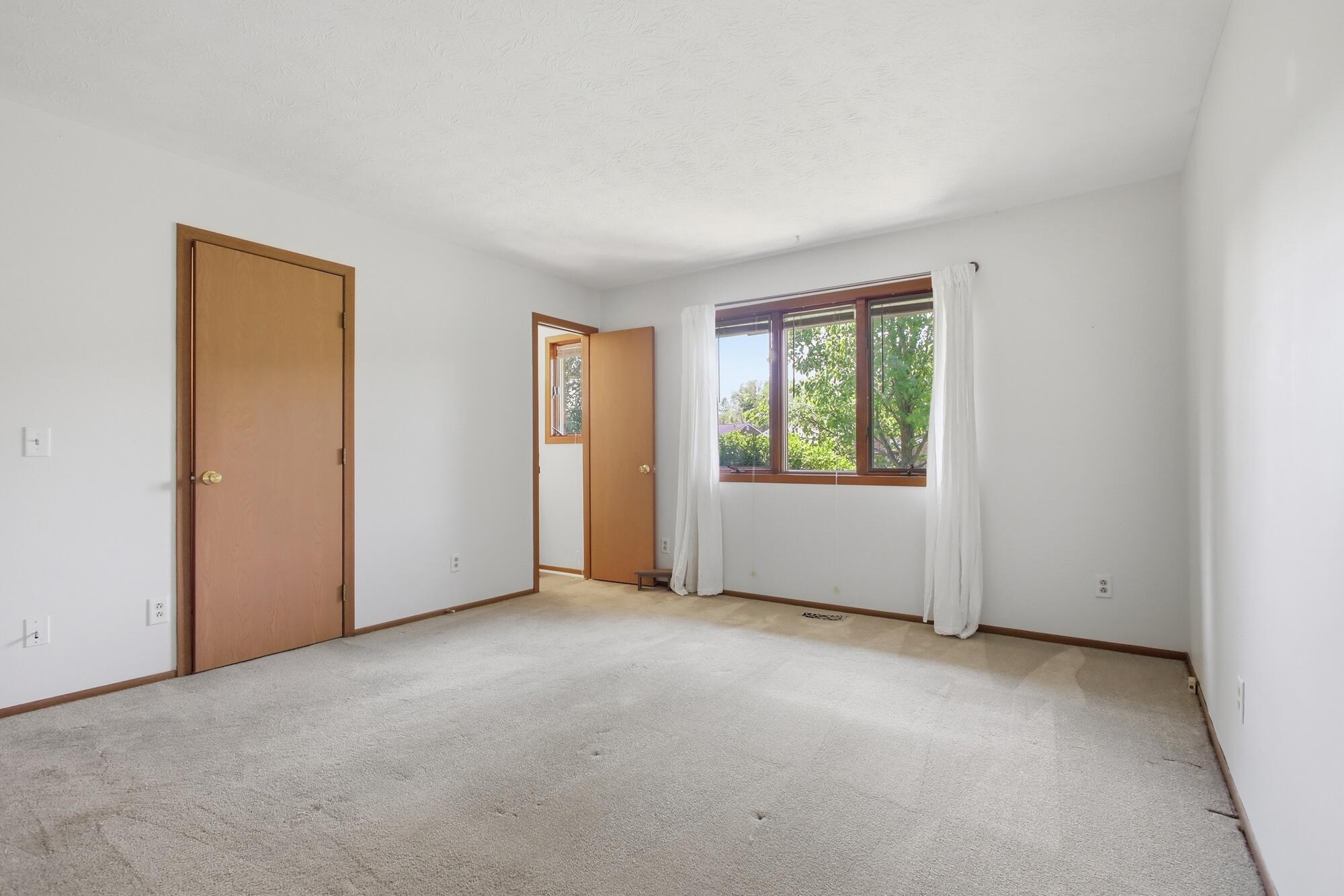 531 Argonne Avenue Property Photo 16
