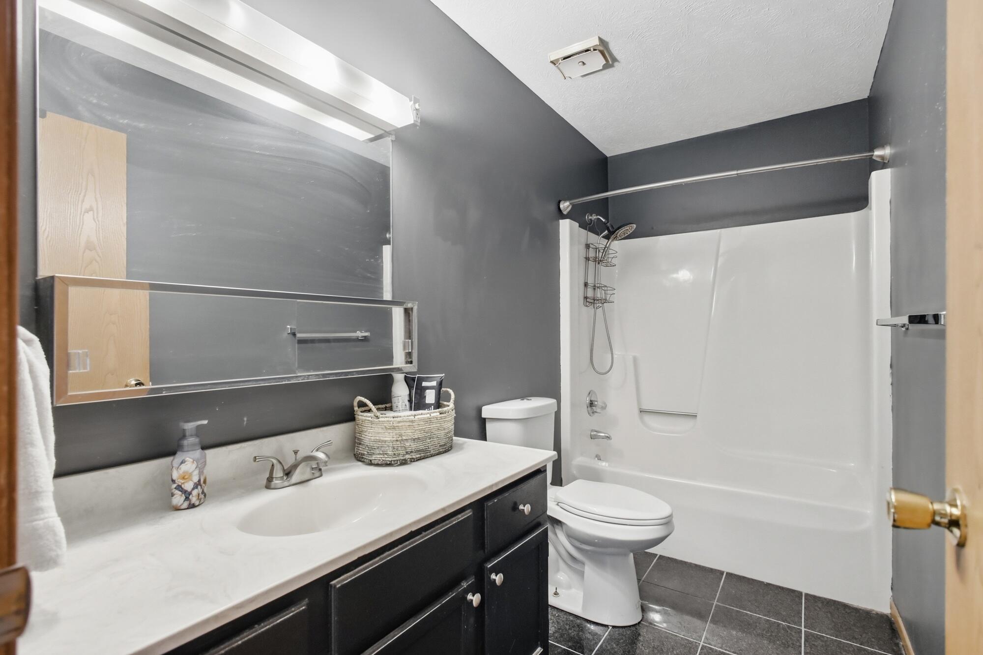 531 Argonne Avenue Property Photo 23