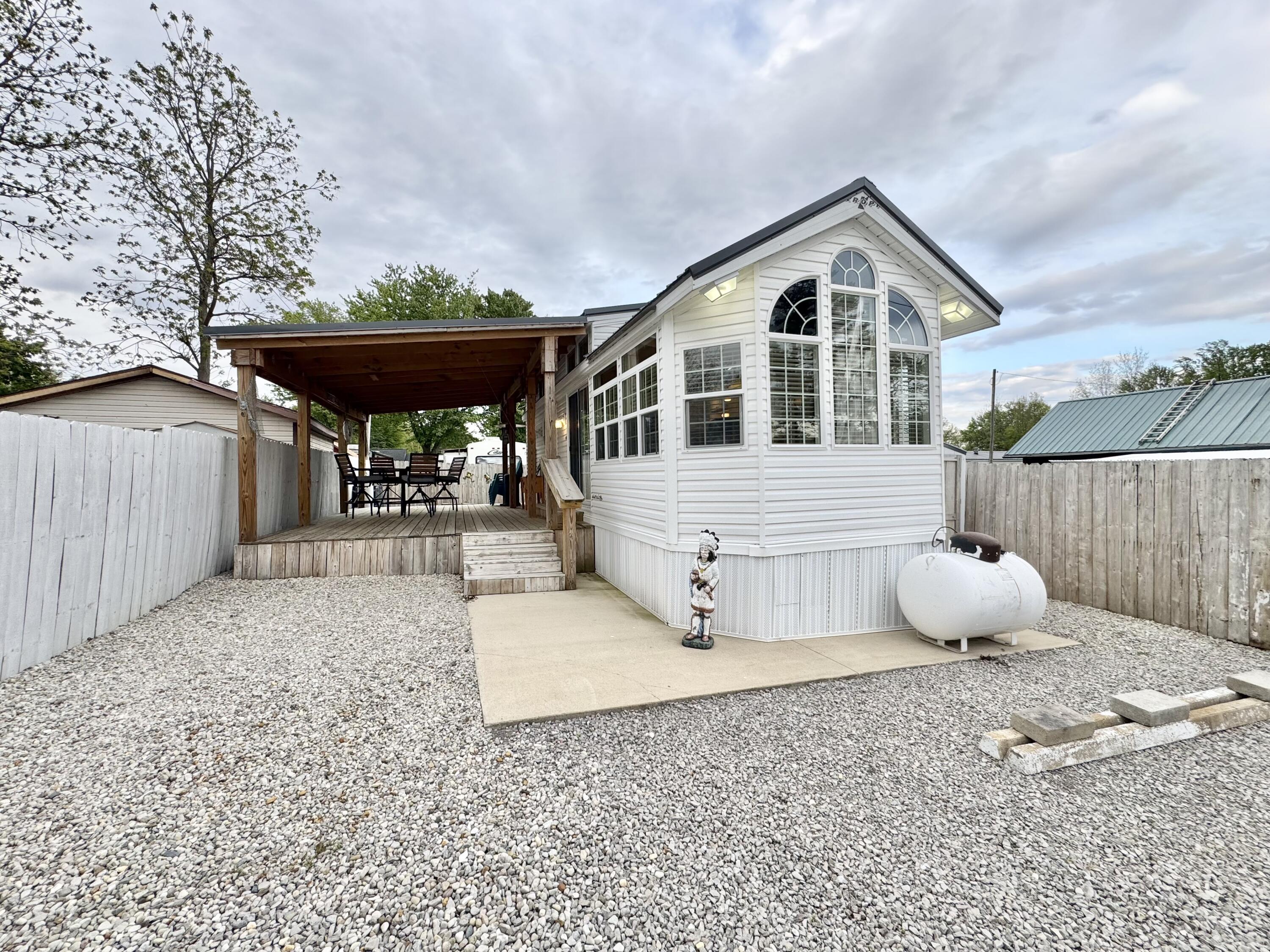 11216 Tecumseh Path Property Photo 1