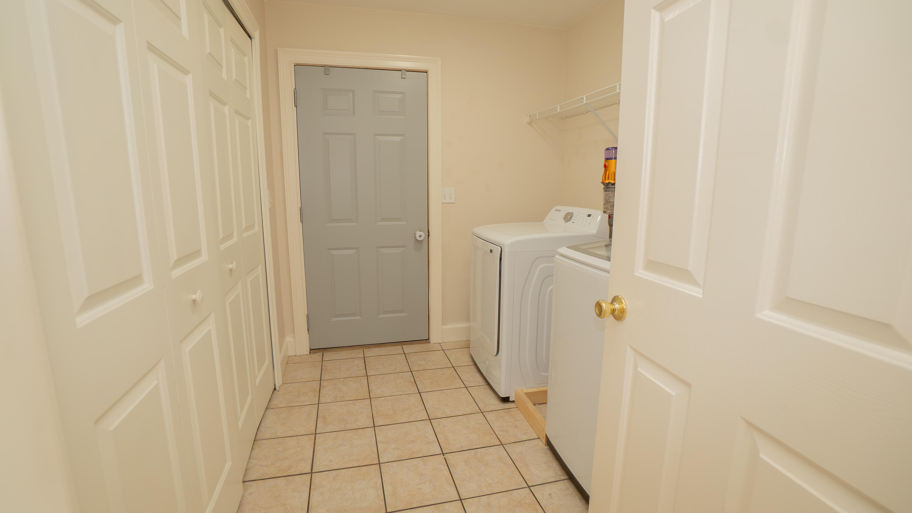 2320 Worthington Drive Property Photo 6
