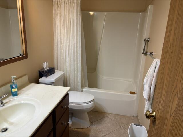 1232 Waterbury Place Property Photo 10