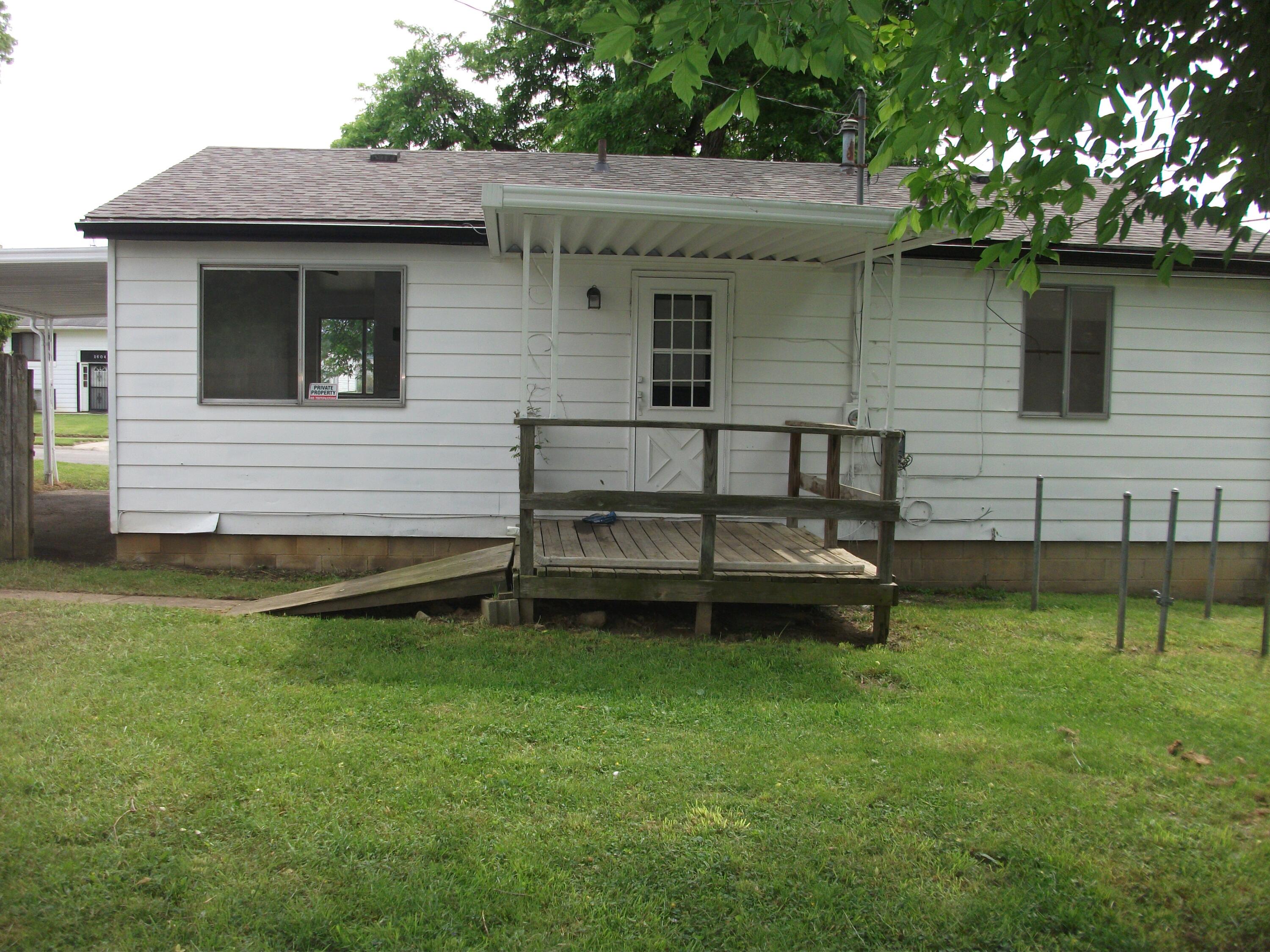 1611 Springmont Avenue Property Photo 8
