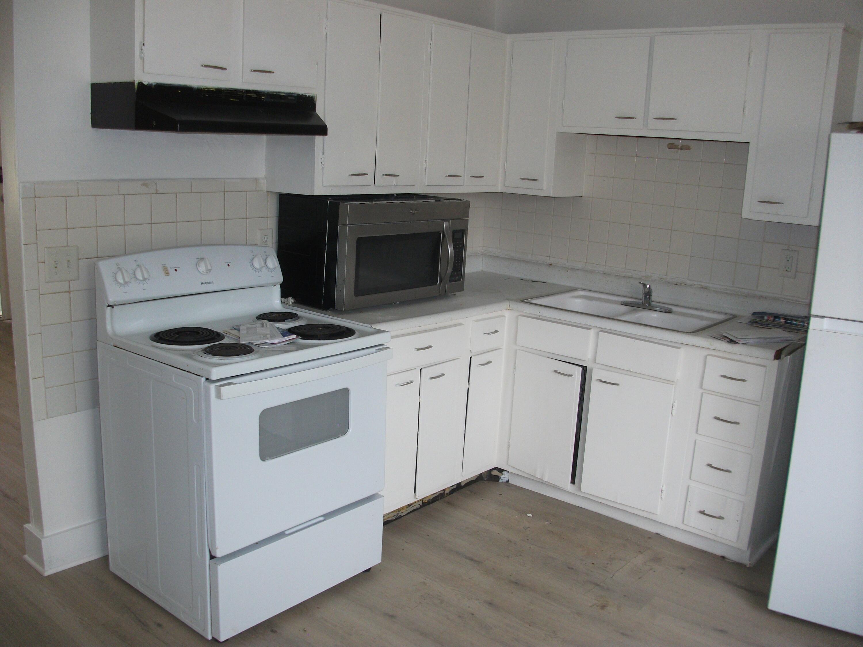 1611 Springmont Avenue Property Photo 11