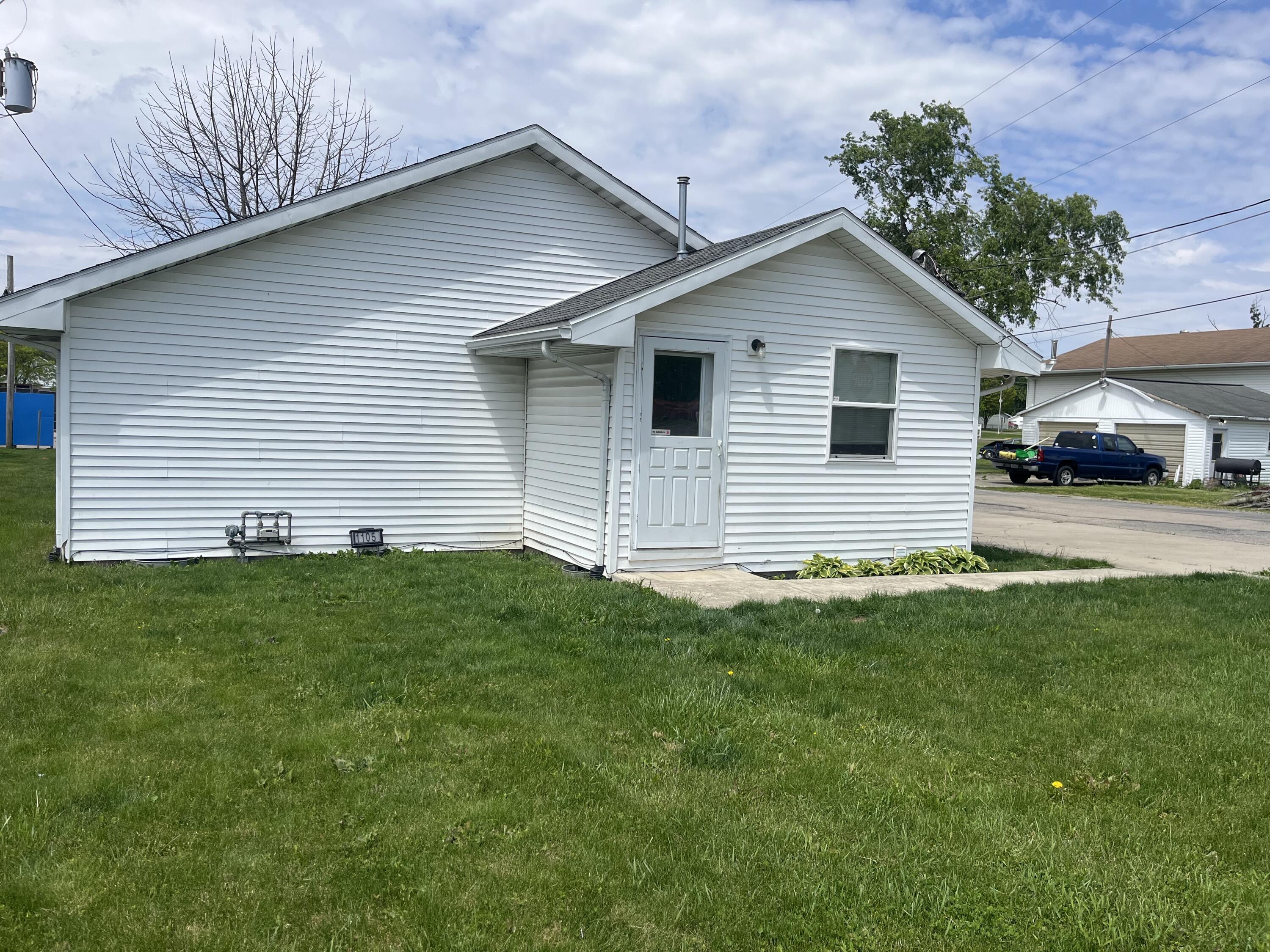 1105 Forest Street Property Photo 3