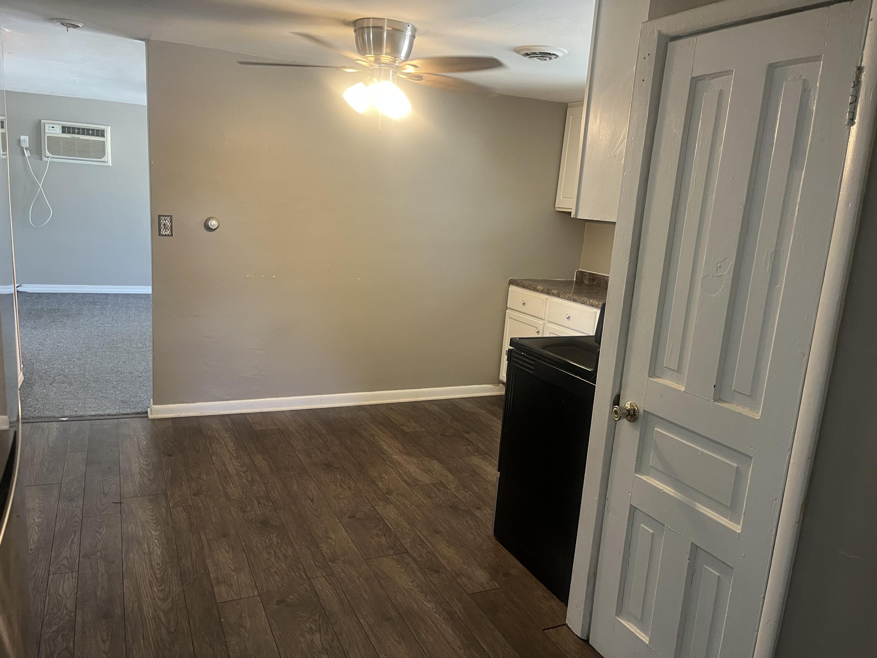 1105 Forest Street Property Photo 9