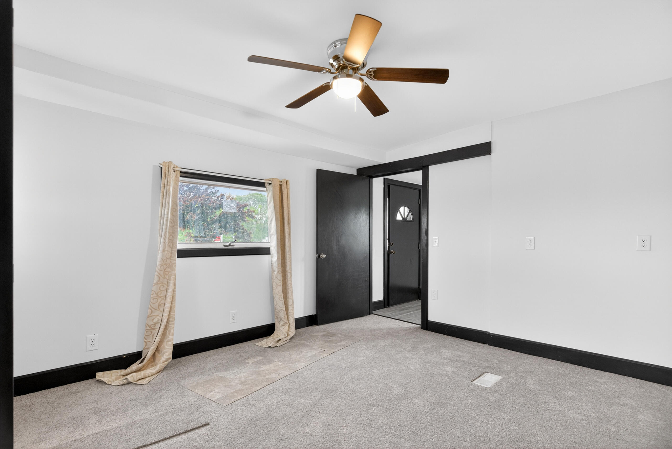 14795 N State Route 235 Property Photo 17