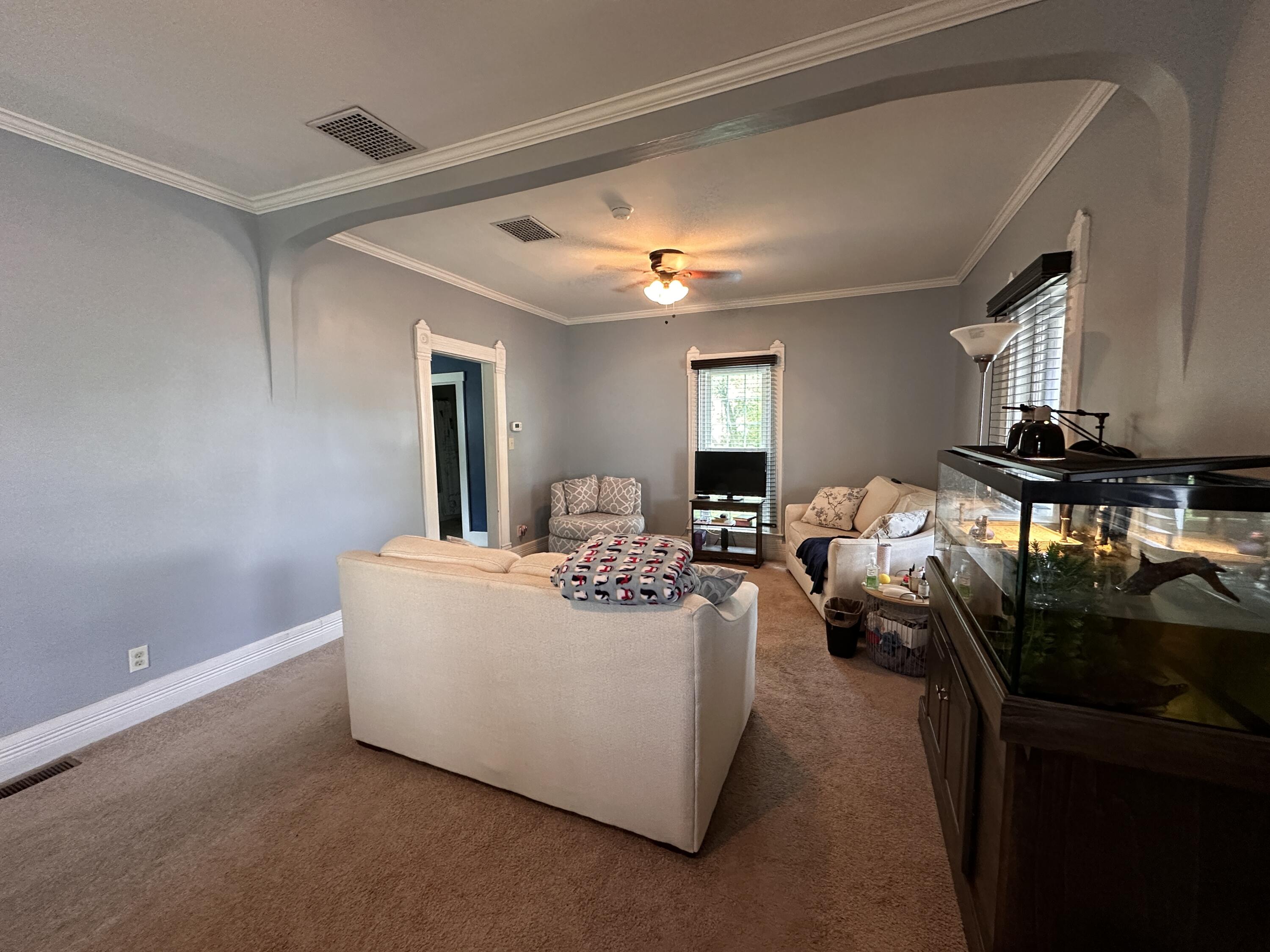 221 N Hayes Street Property Photo 6