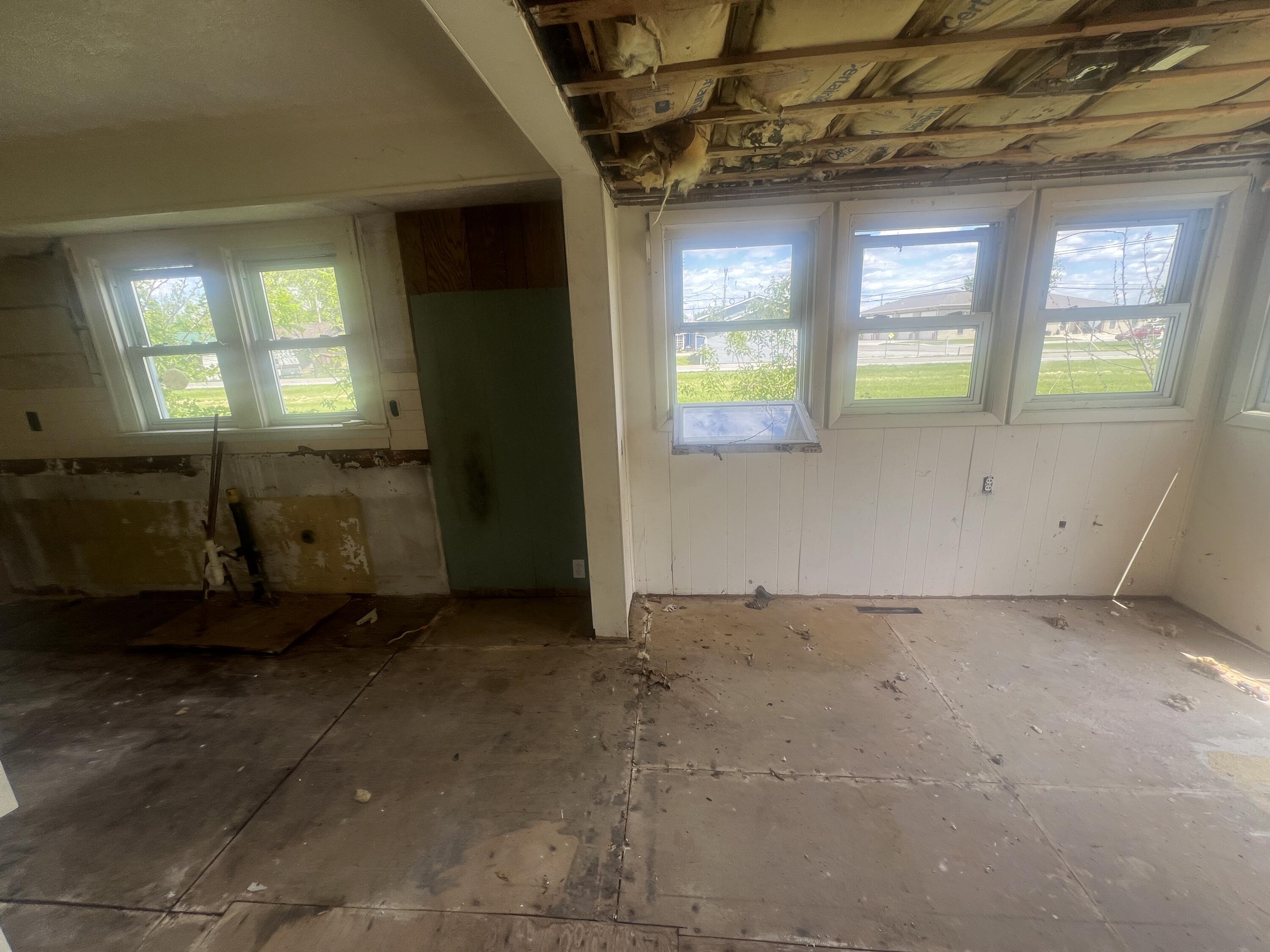 310 Park Avenue Property Photo 14
