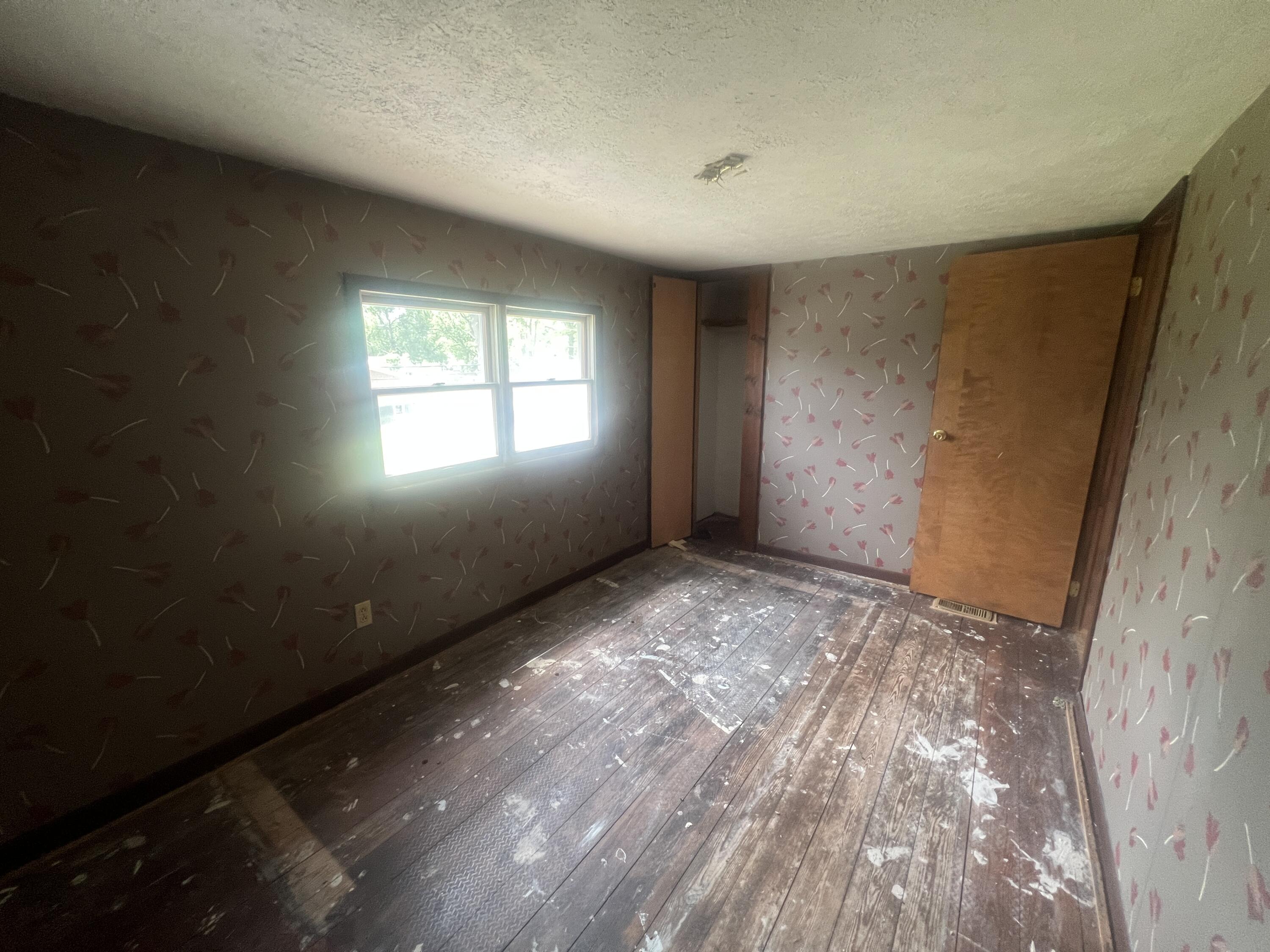 310 Park Avenue Property Photo 24