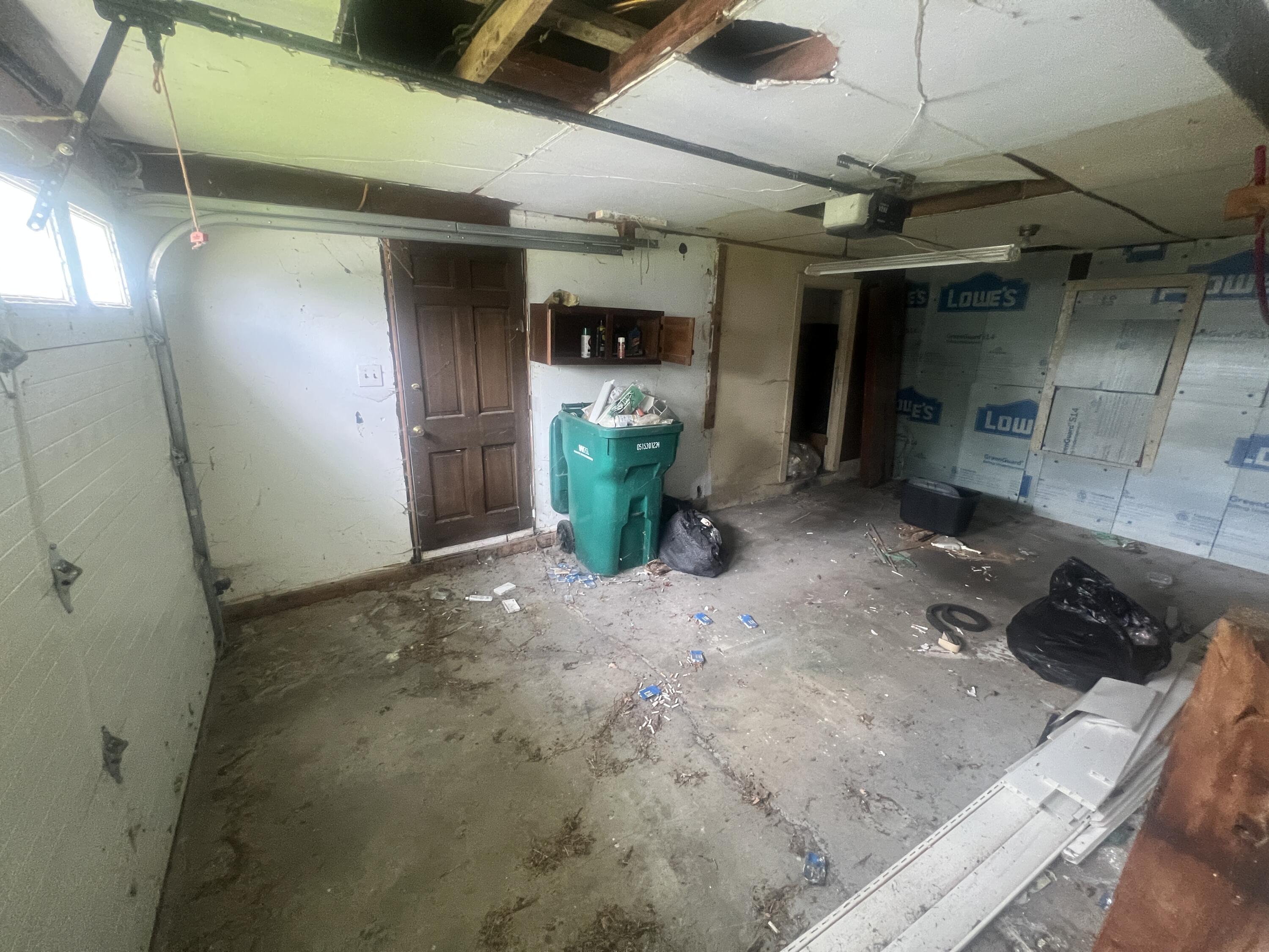 310 Park Avenue Property Photo 27