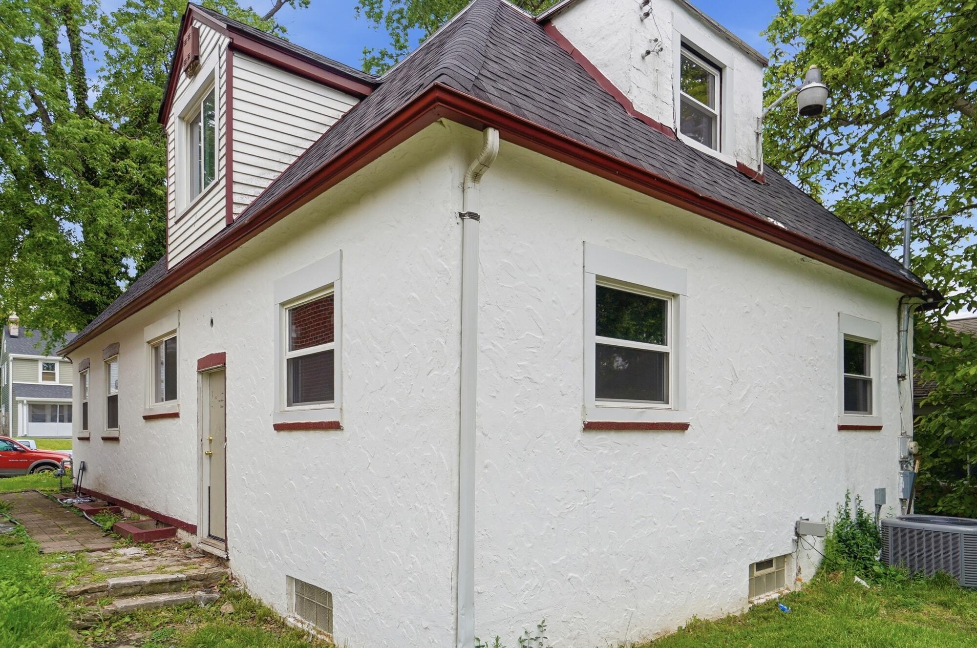 348 Delaware Avenue Property Photo 25