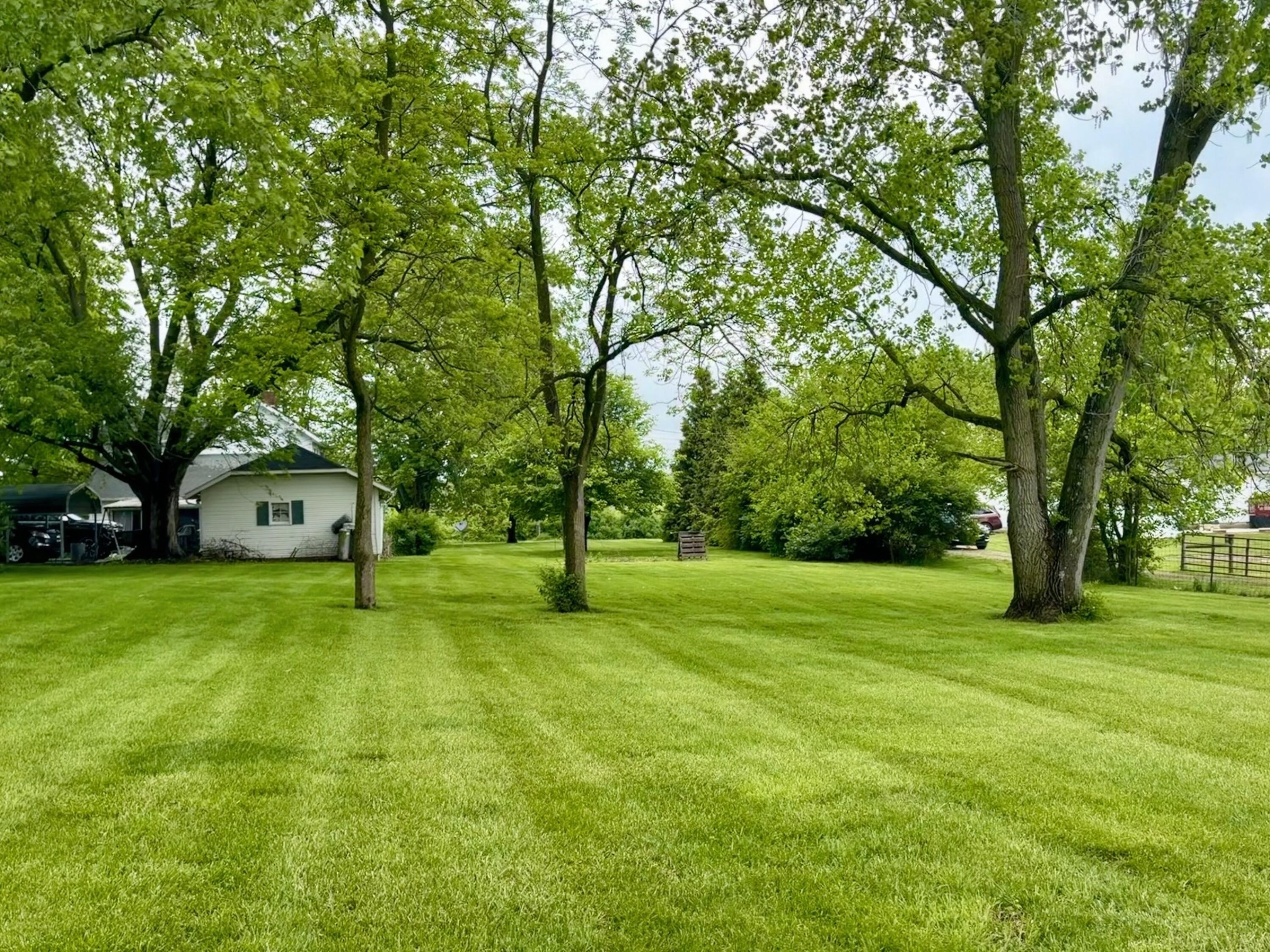 8911 State Route 161 Property Photo 7