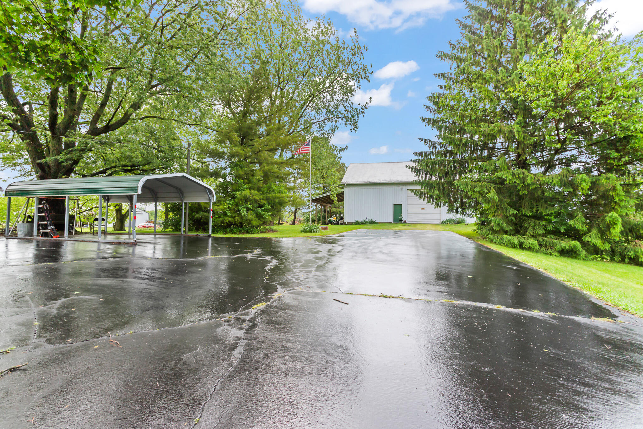 8911 State Route 161 Property Photo 44