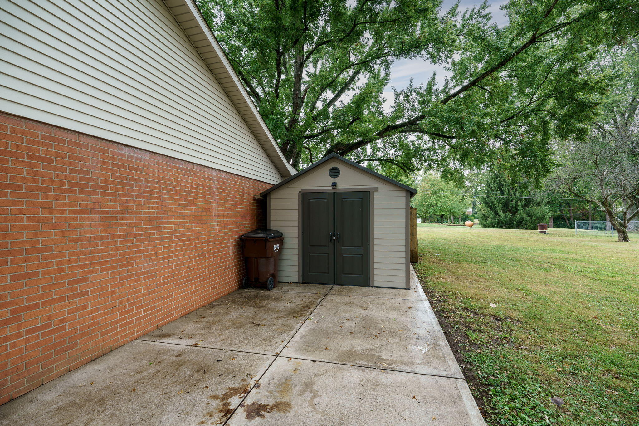120 Windmere Drive Property Photo 45