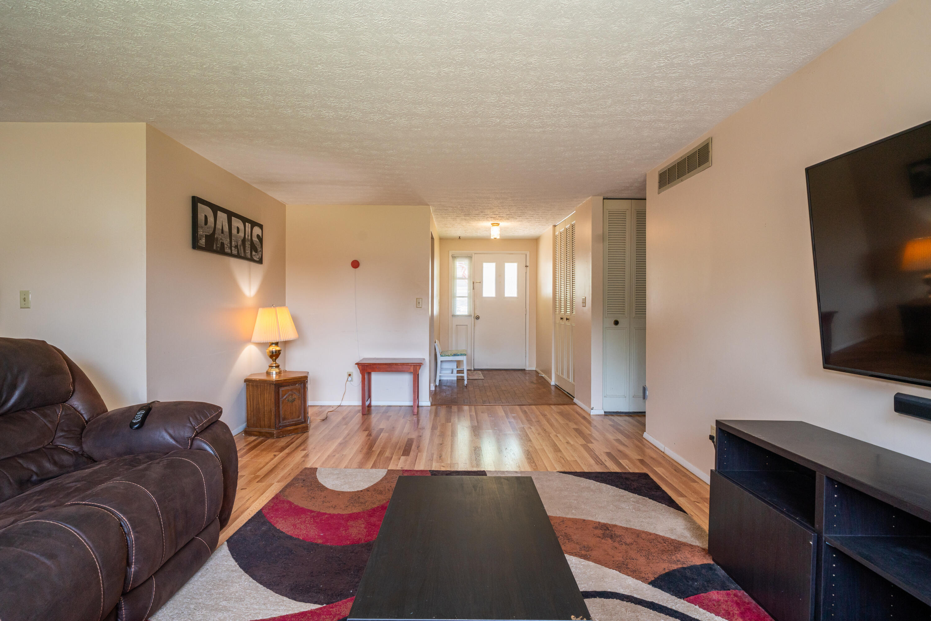 4200 Linchmere Drive Property Photo 10