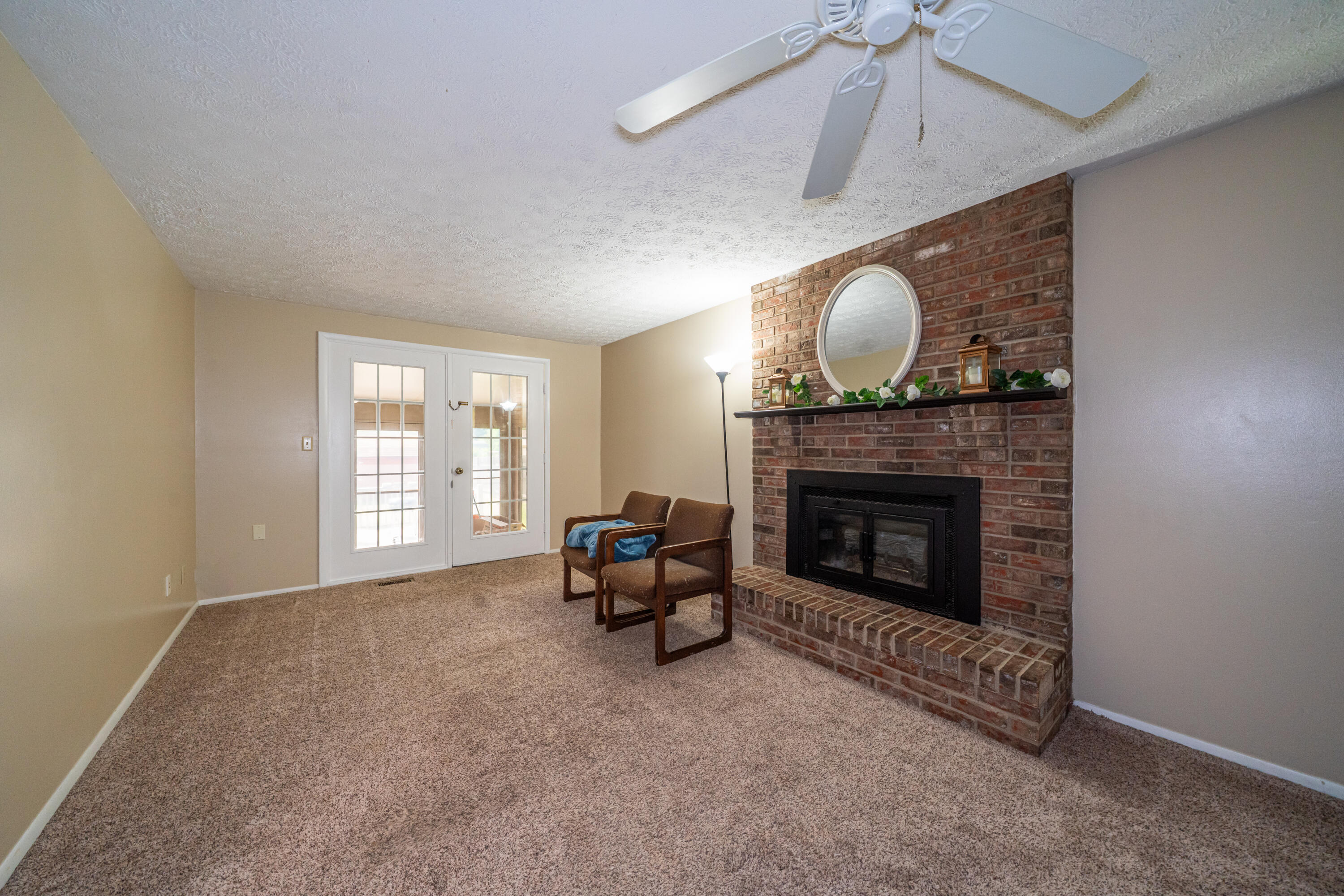 4200 Linchmere Drive Property Photo 20