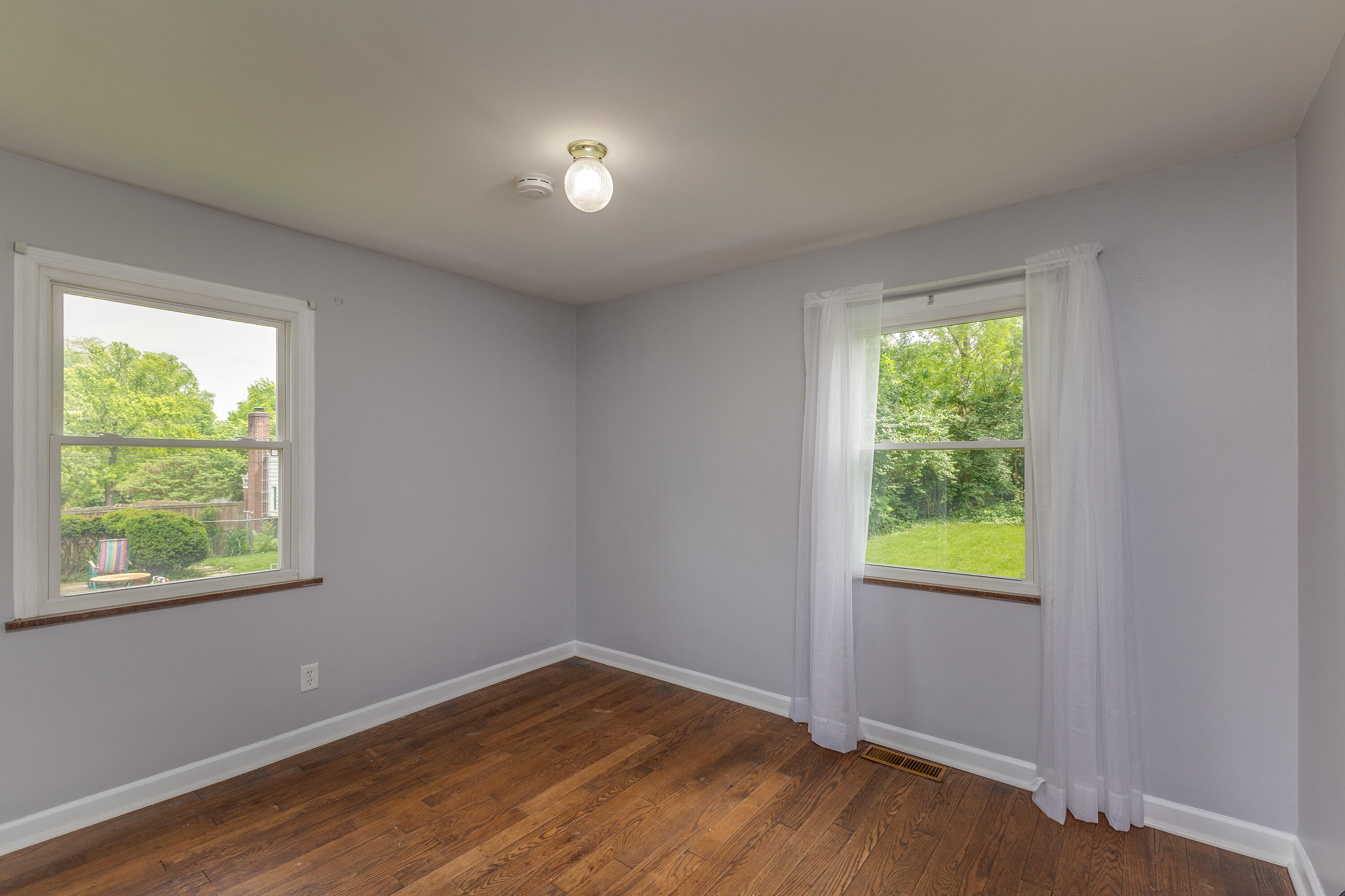 340 E Melford Avenue Property Photo 17