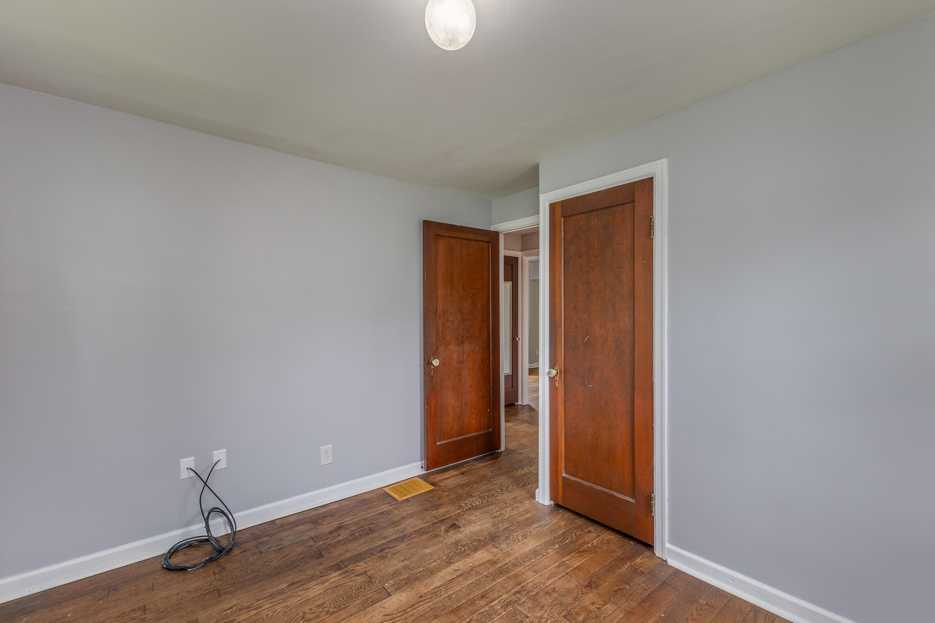 340 E Melford Avenue Property Photo 18