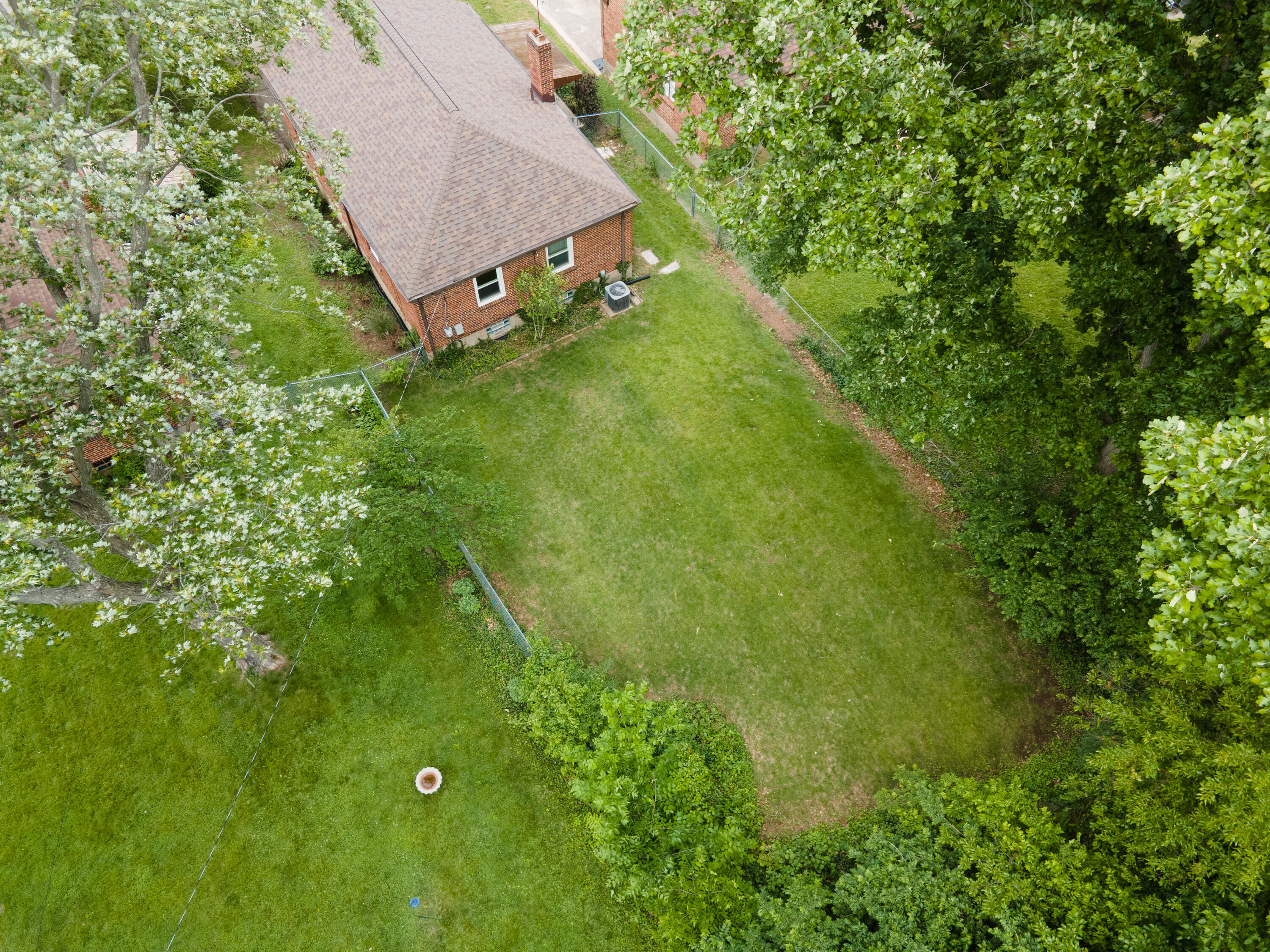 340 E Melford Avenue Property Photo 31