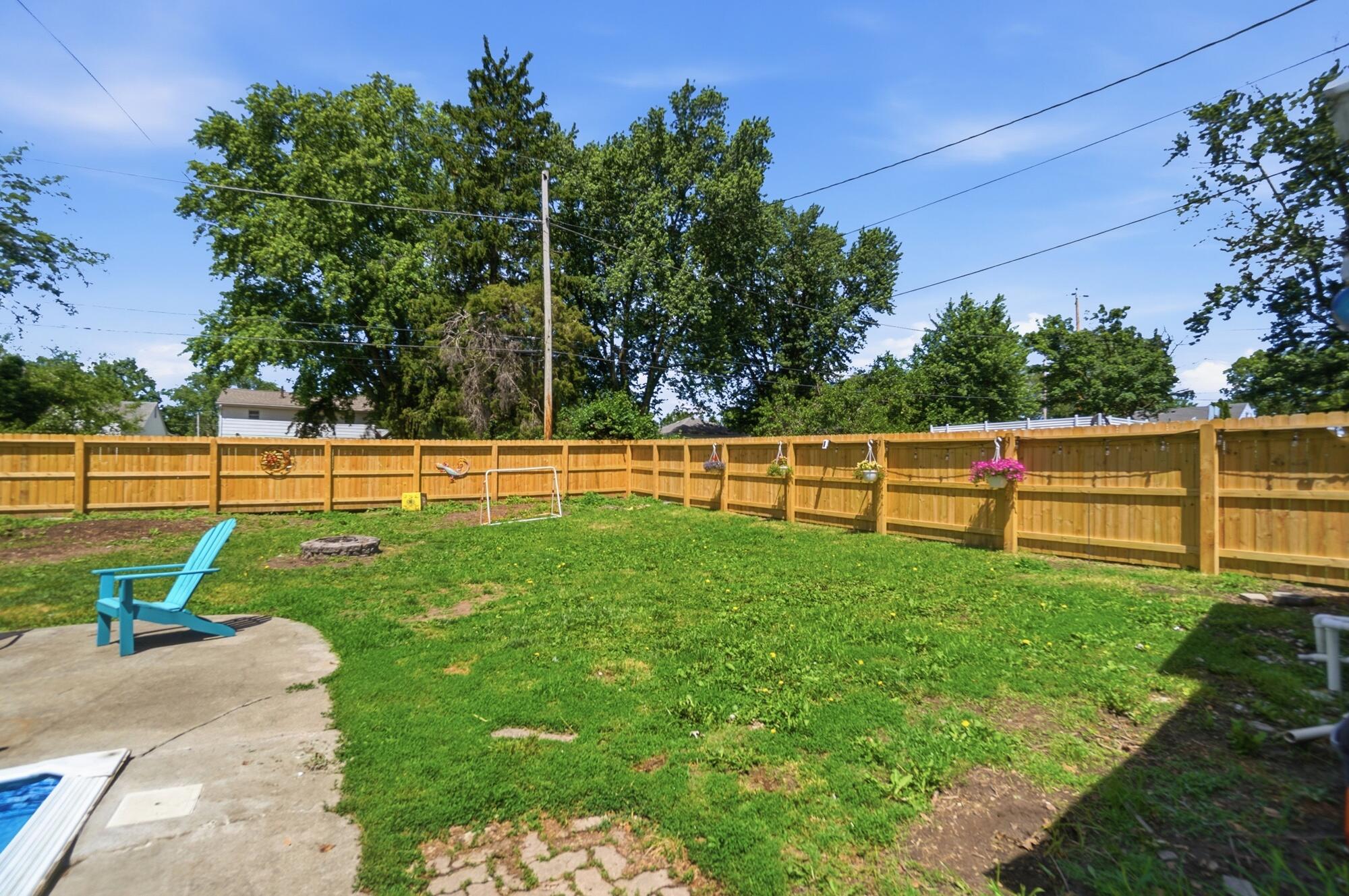 706 Radcliffe Street Property Photo 2