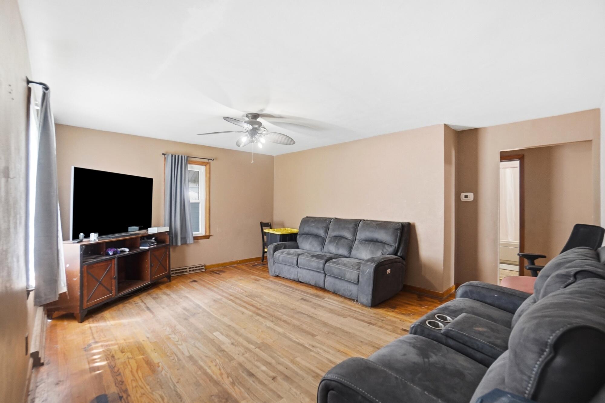 706 Radcliffe Street Property Photo 9