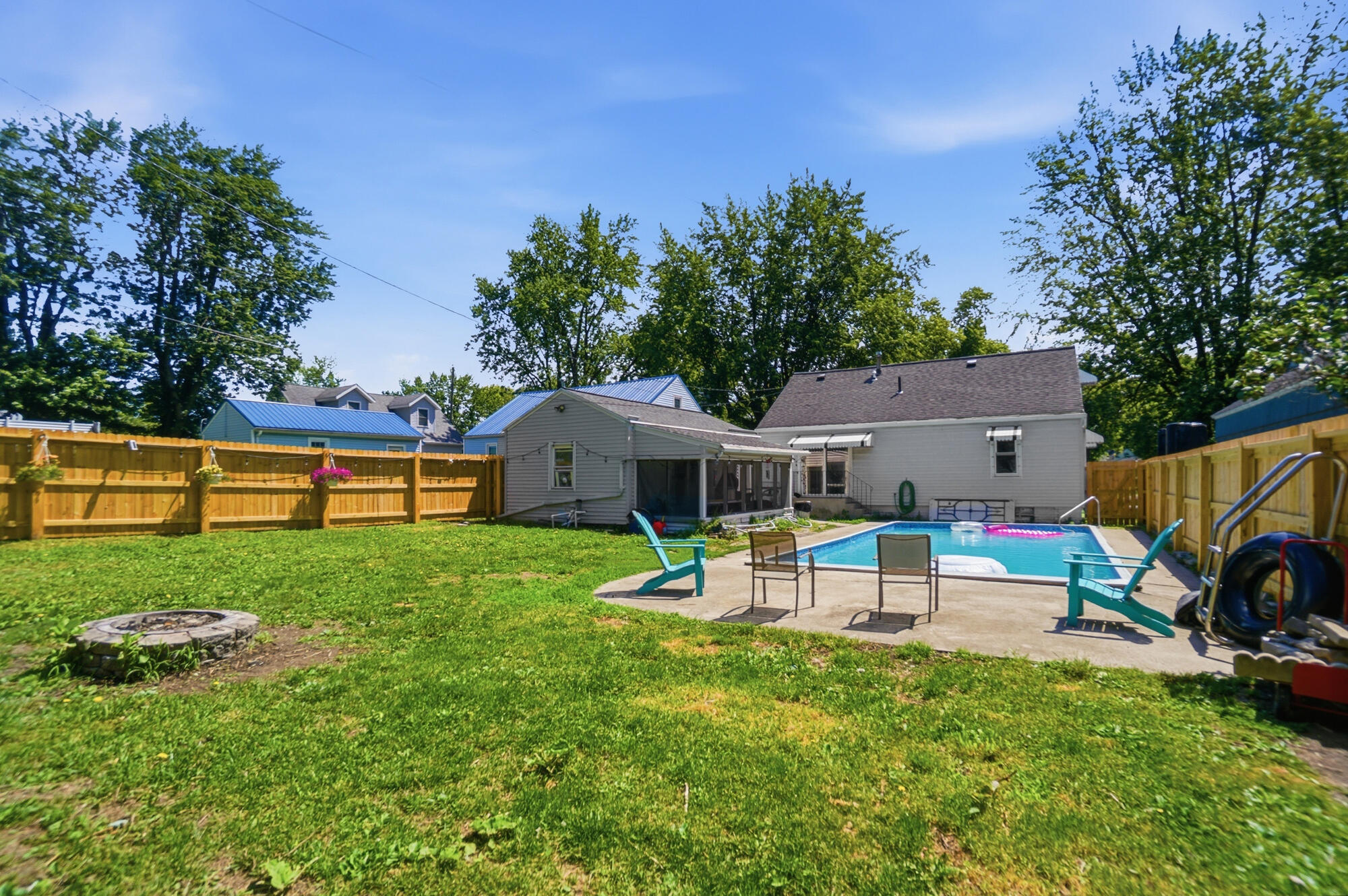 706 Radcliffe Street Property Photo 30