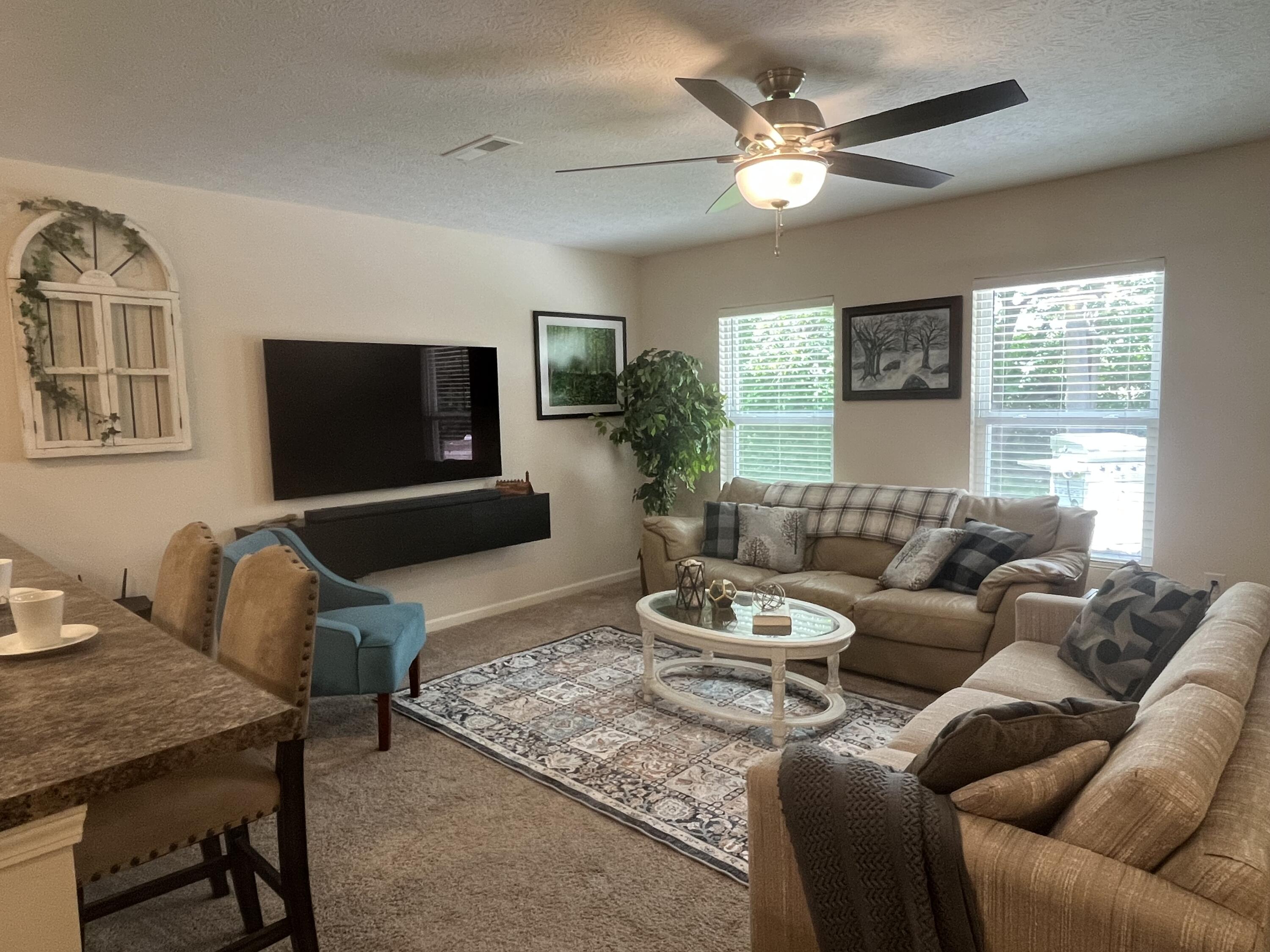 219 Riesling Drive Property Photo 6