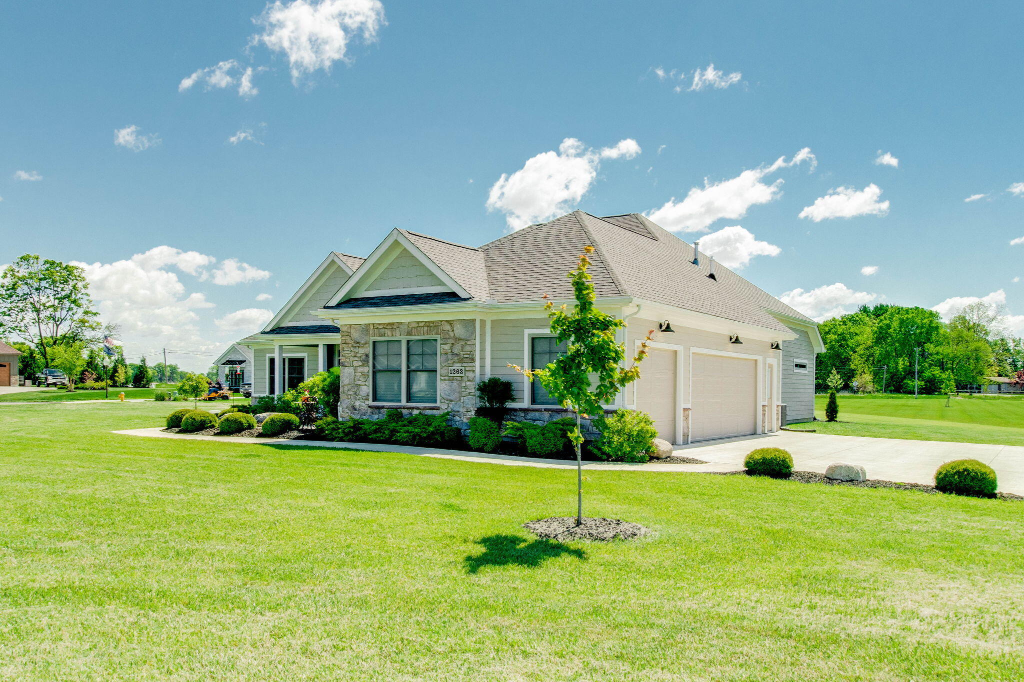 1263 Cole Harbor Drive Property Photo 4