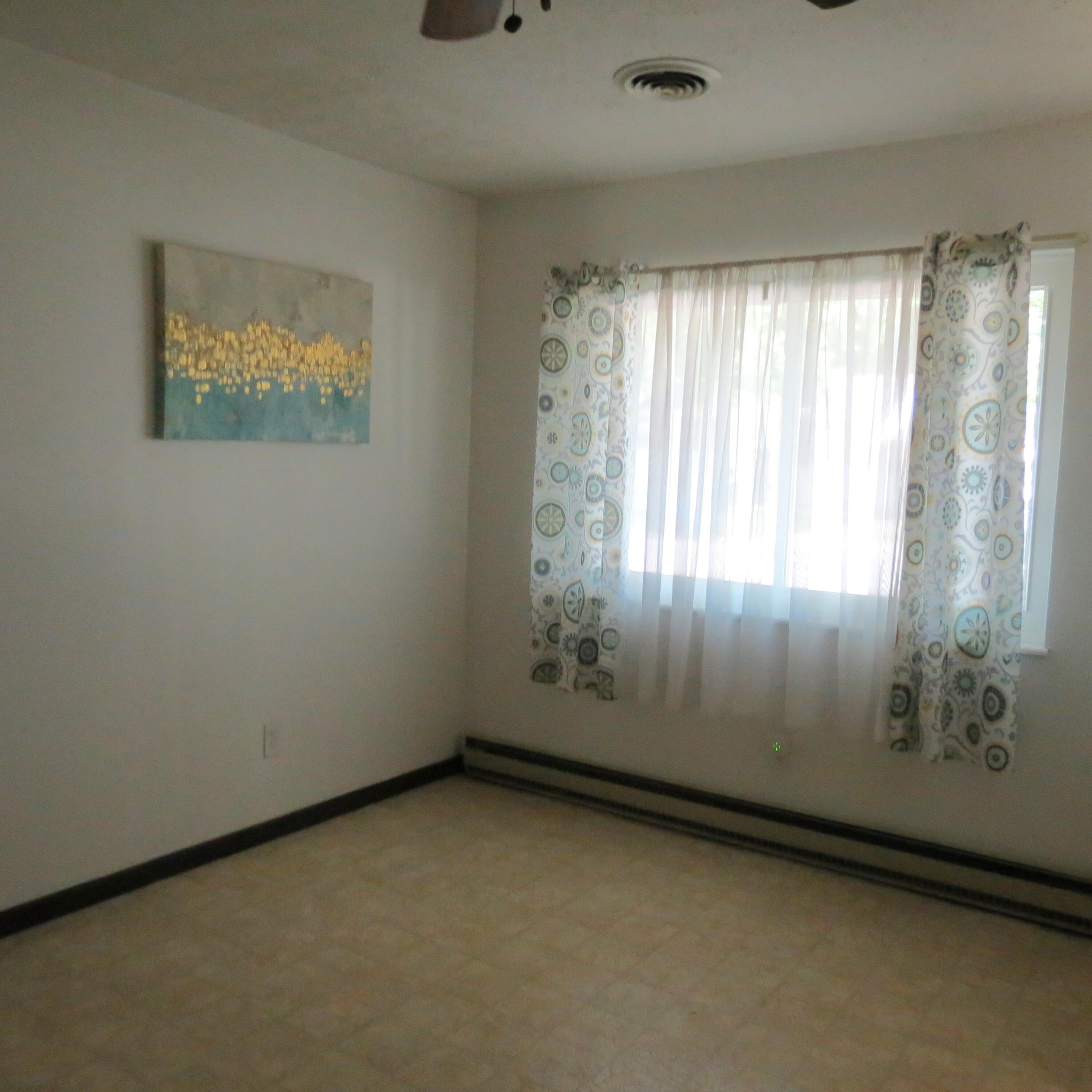 844 Merri Lane Property Photo 7