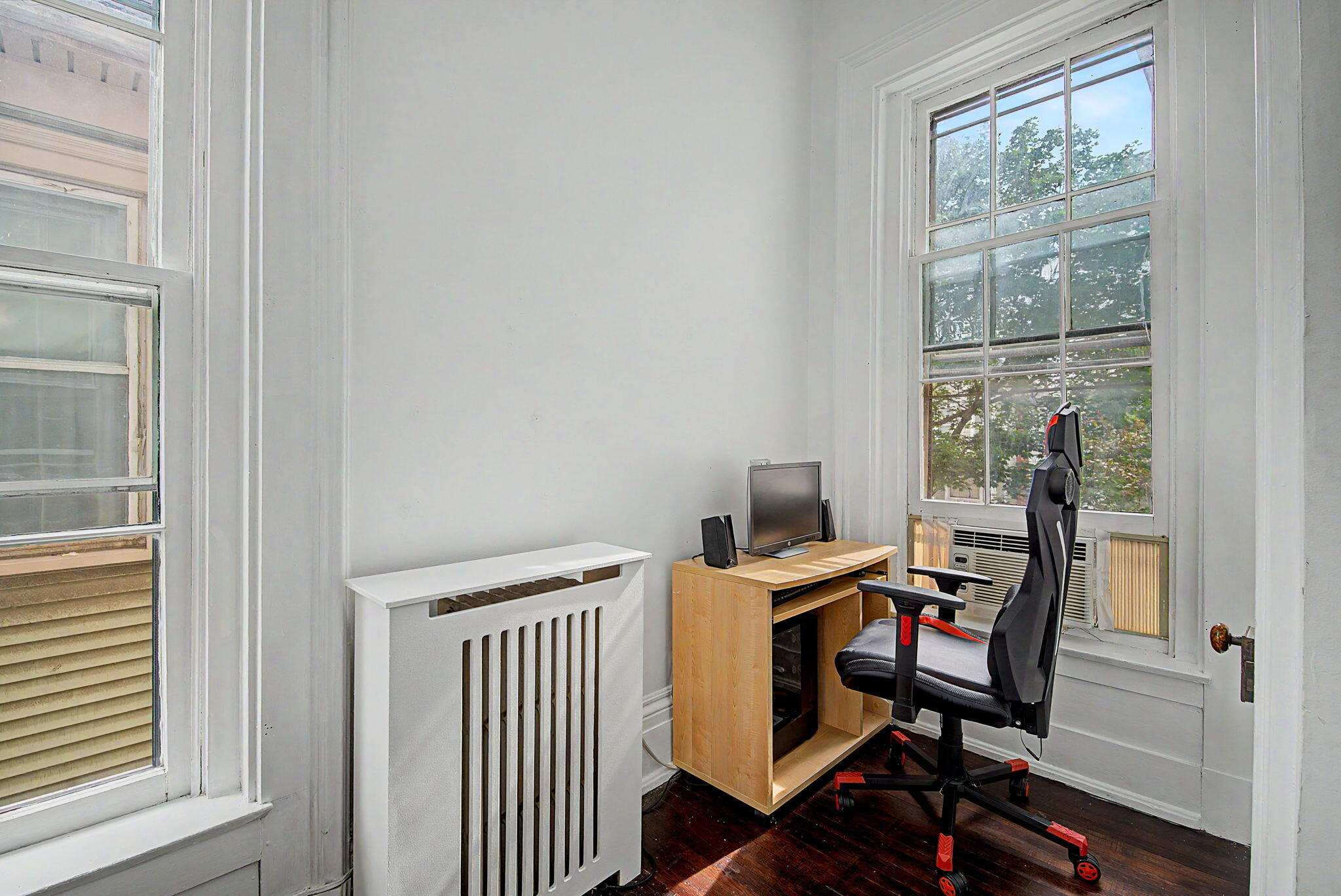 402 Broadway Property Photo 26