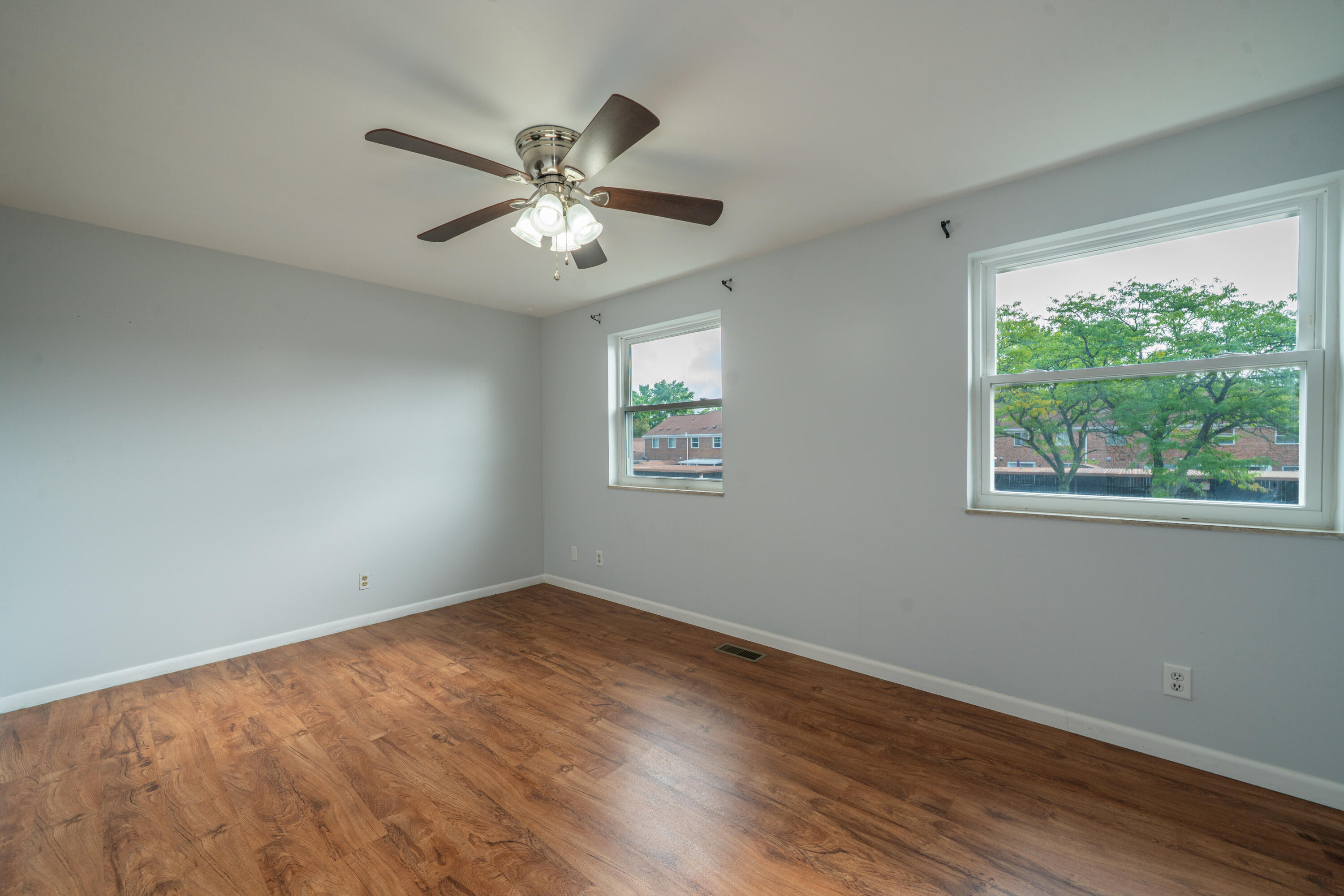 1010 Stoneybrook Trail Property Photo 16