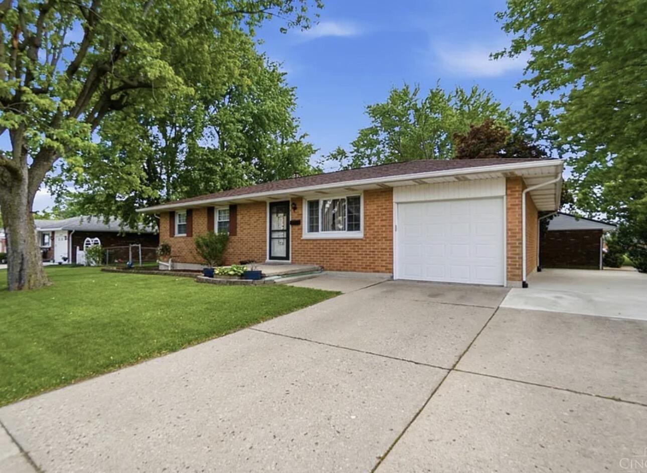 1621 Park Street Property Photo 3