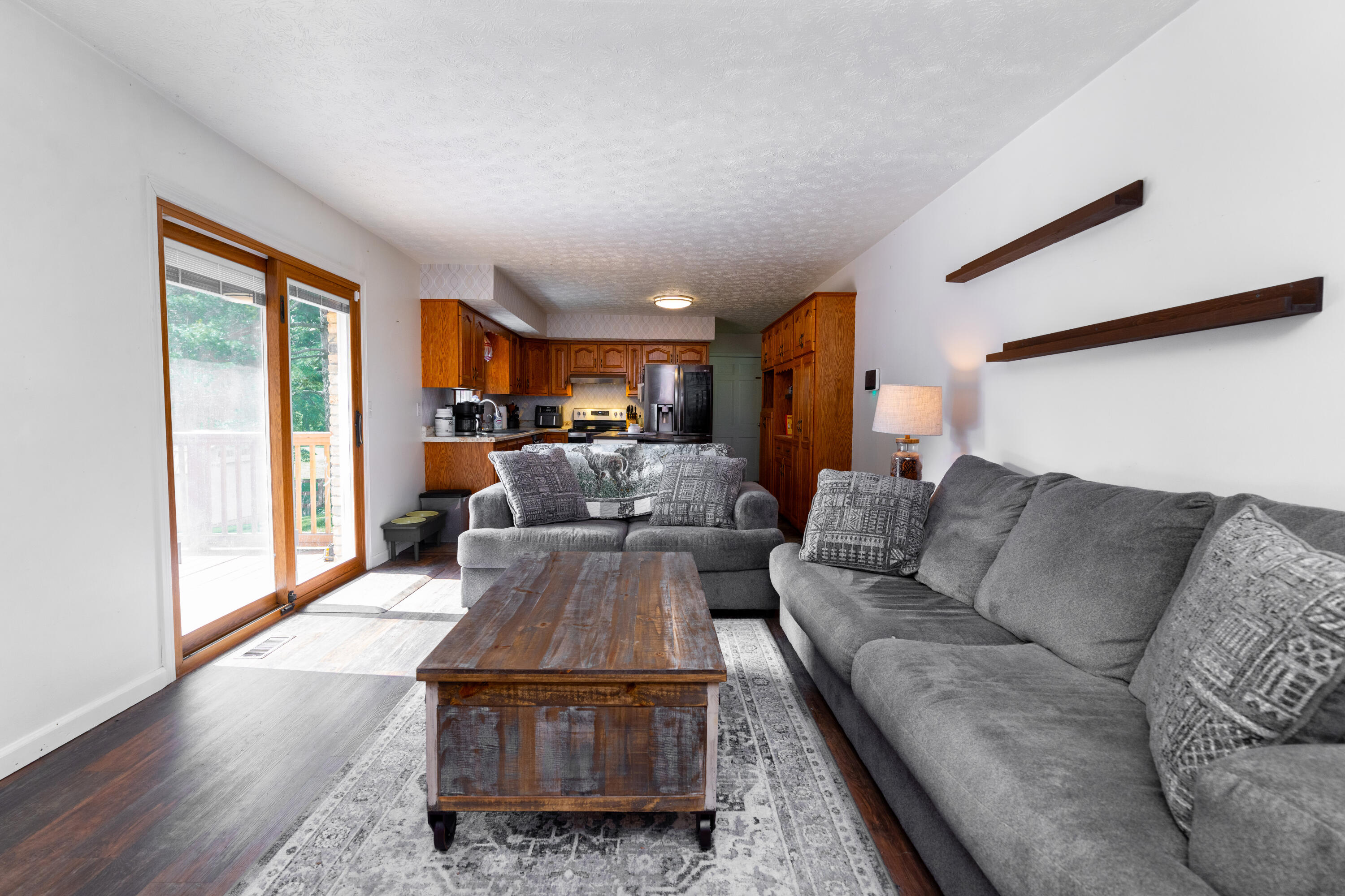 6126 Knollwood Road Property Photo 11