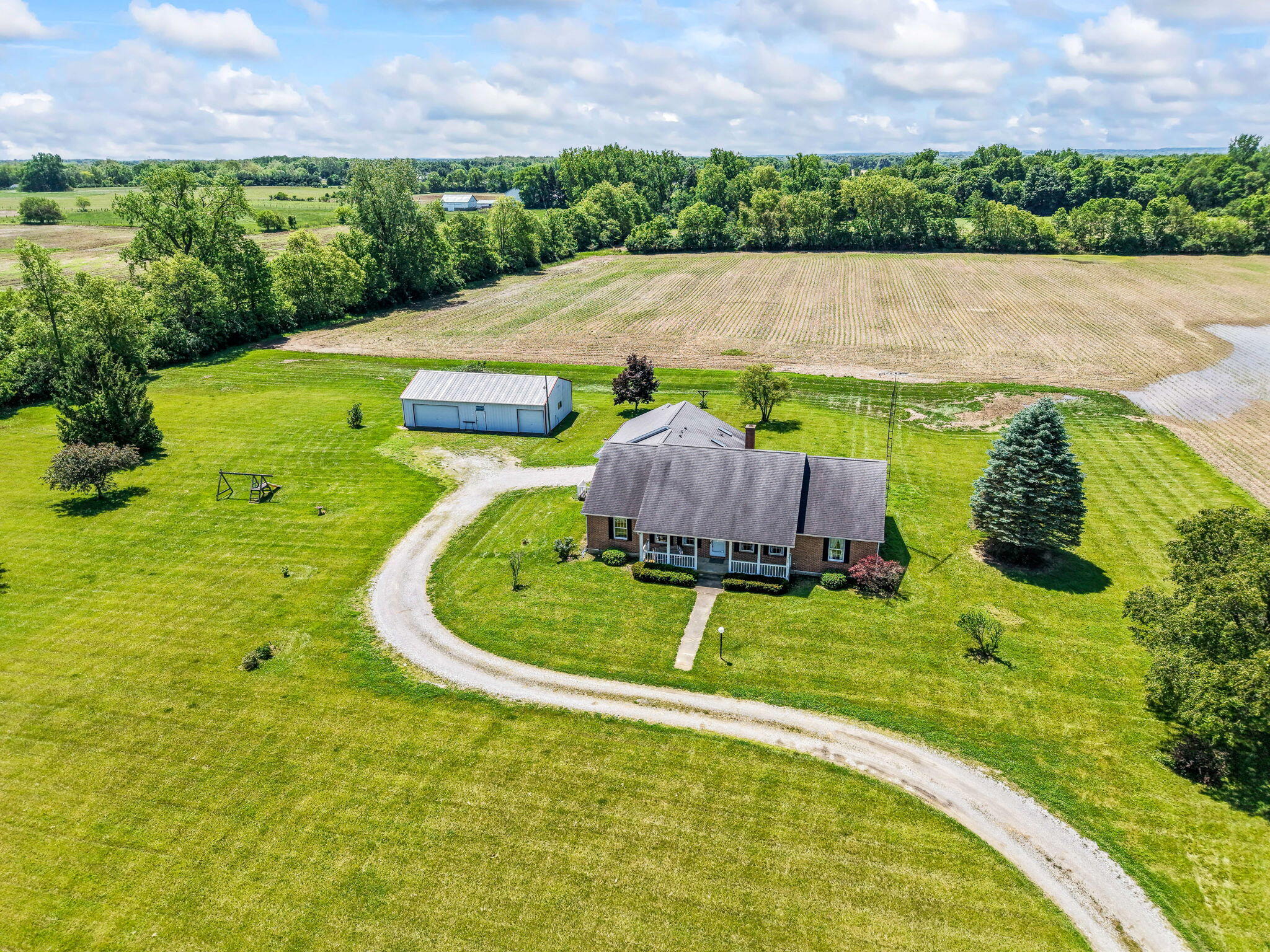 7624 E State Route 41 Property Photo 3
