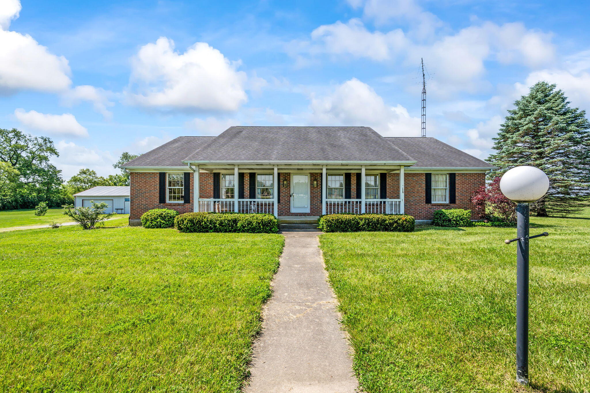7624 E State Route 41 Property Photo 12