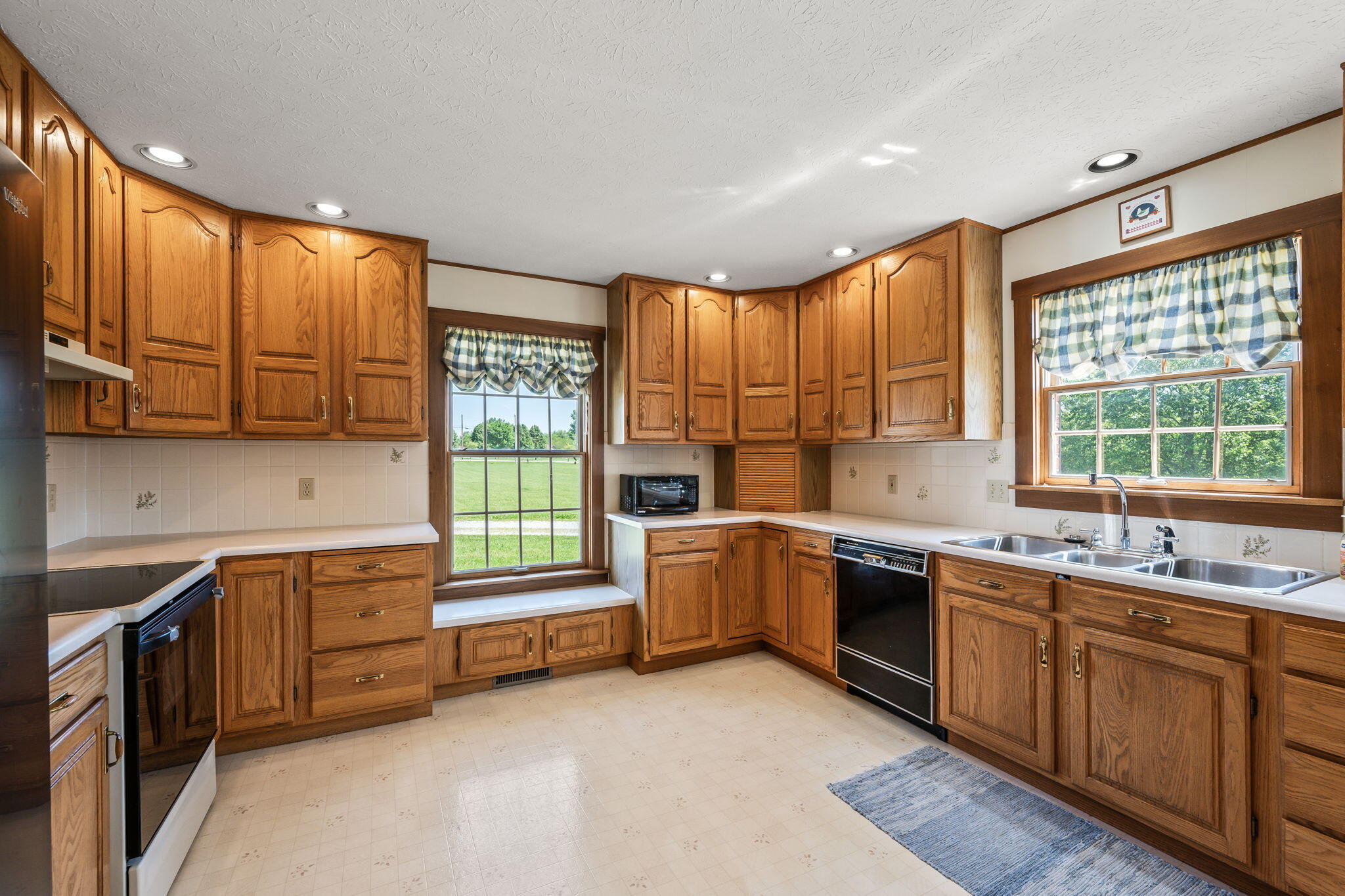 7624 E State Route 41 Property Photo 26