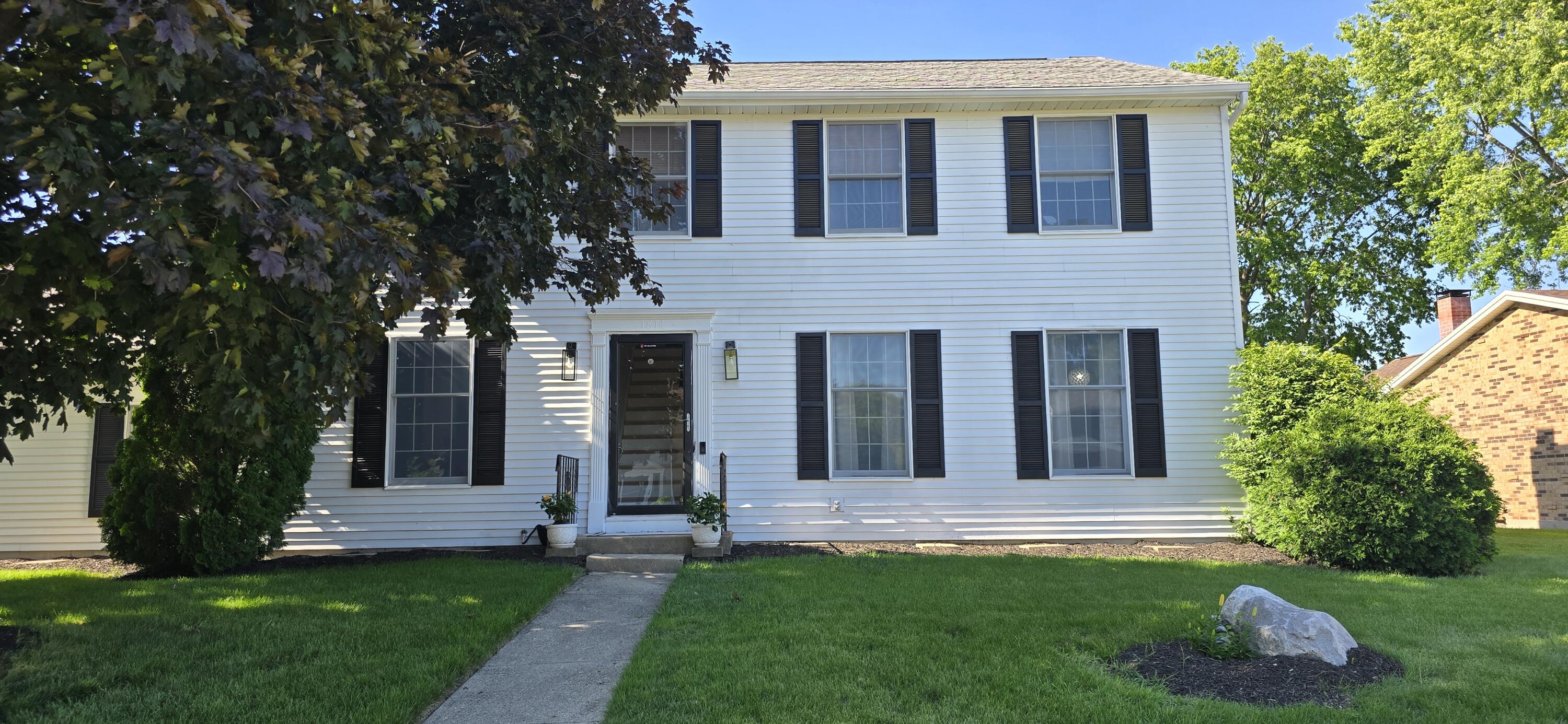 1814 Carlyle Drive Property Photo 1