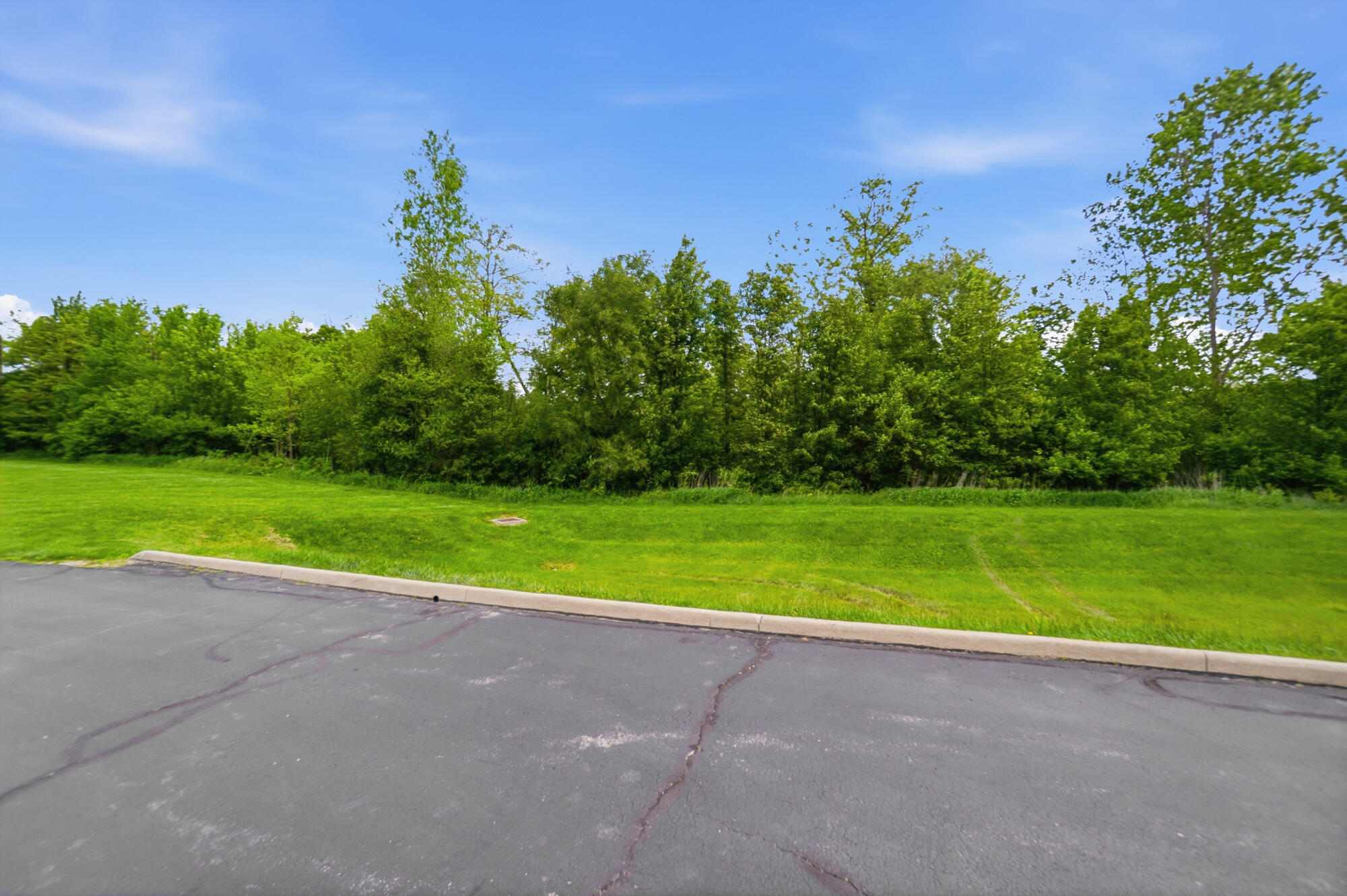 2869 Riverwalk Boulevard Property Photo 9