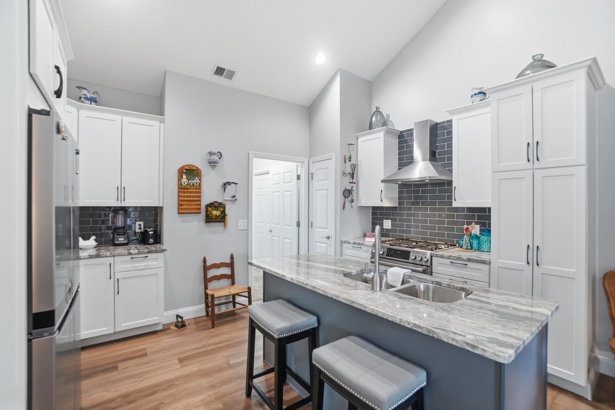 2869 Riverwalk Boulevard Property Photo 15
